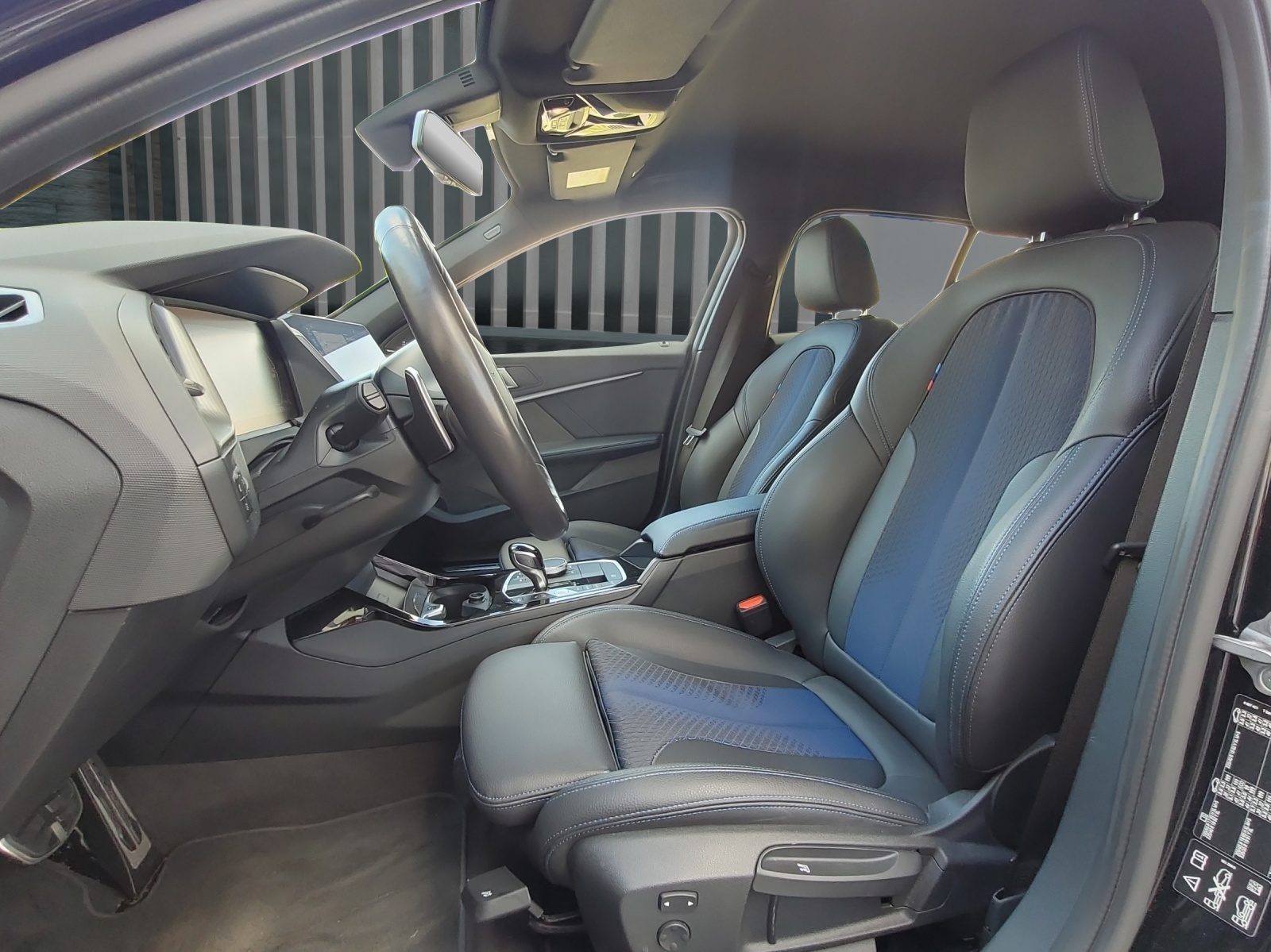 BMW 120d xDrive Pure M Sport-image-16
