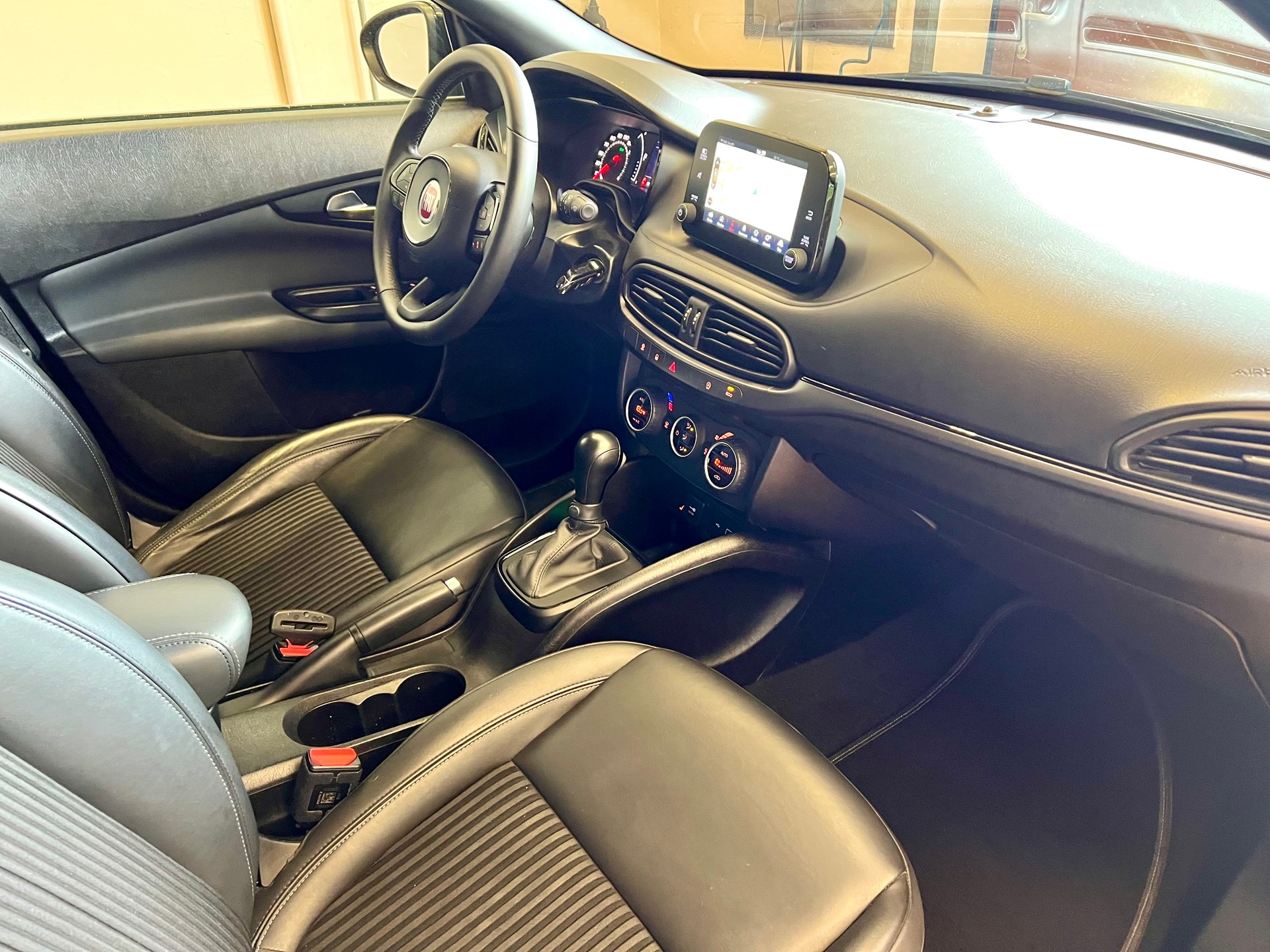 FIAT Tipo 1.6MJ Mirror DCT-6-image-17