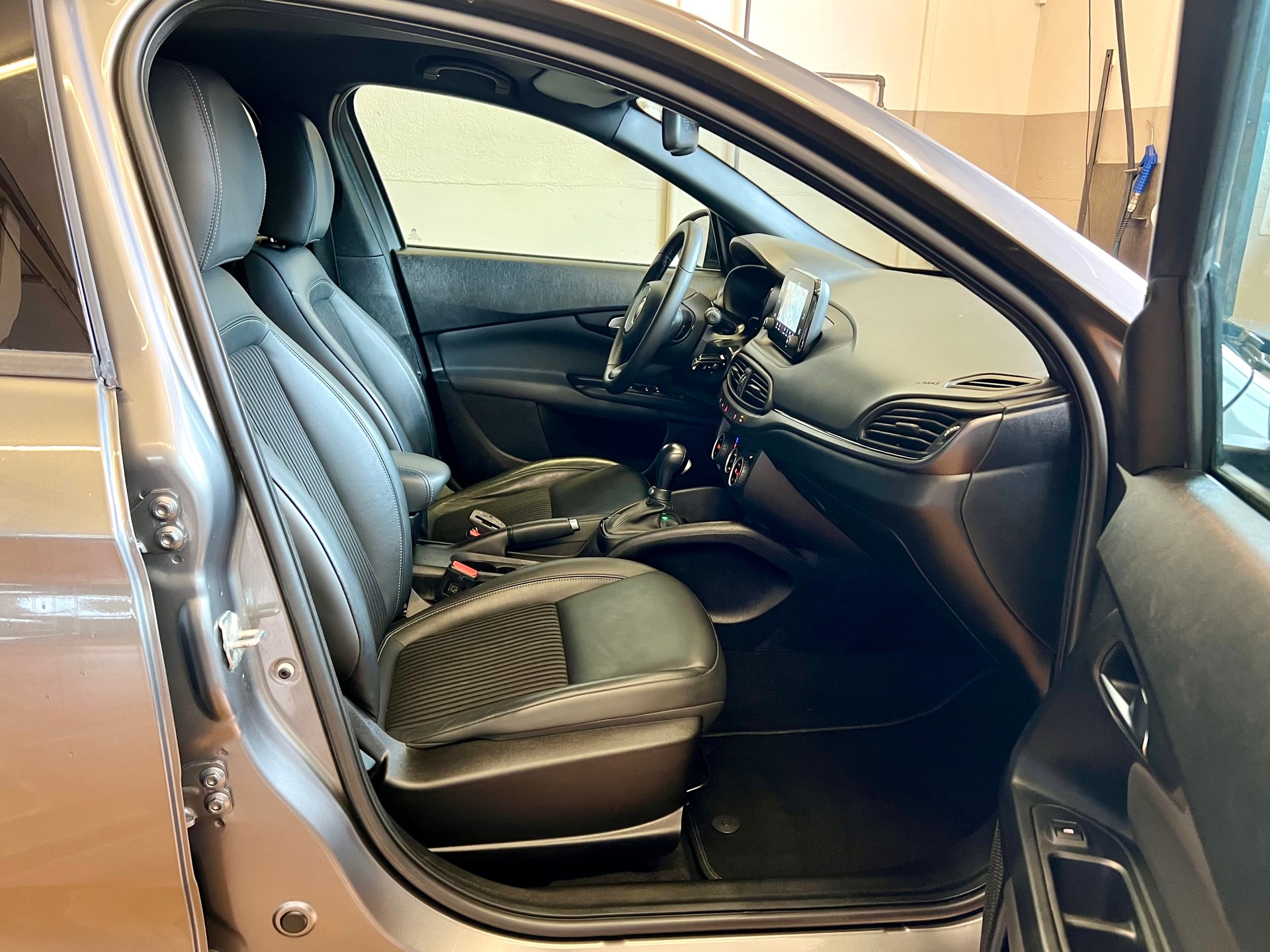 FIAT Tipo 1.6MJ Mirror DCT-6-image-16
