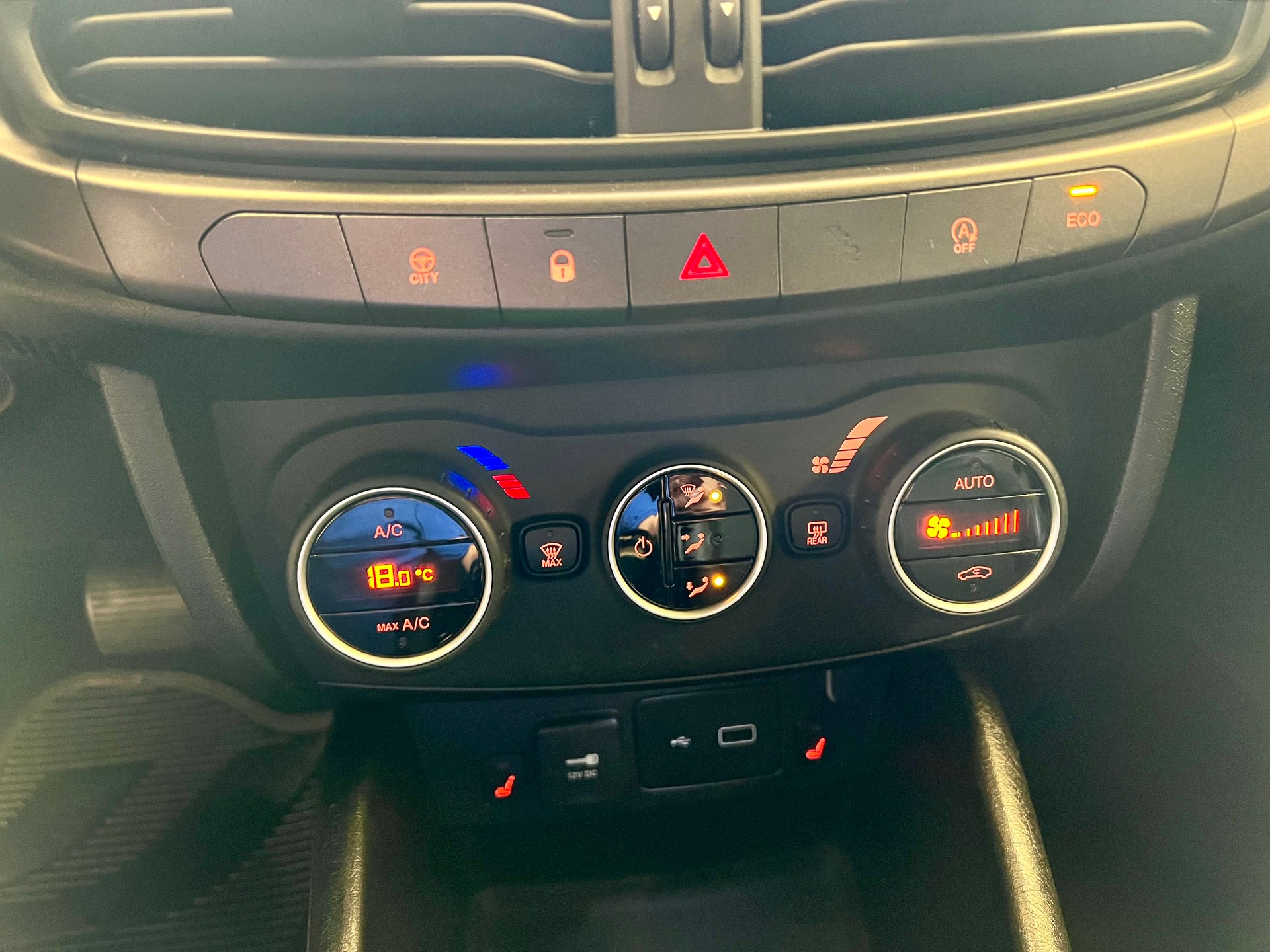 FIAT Tipo 1.6MJ Mirror DCT-6-image-21