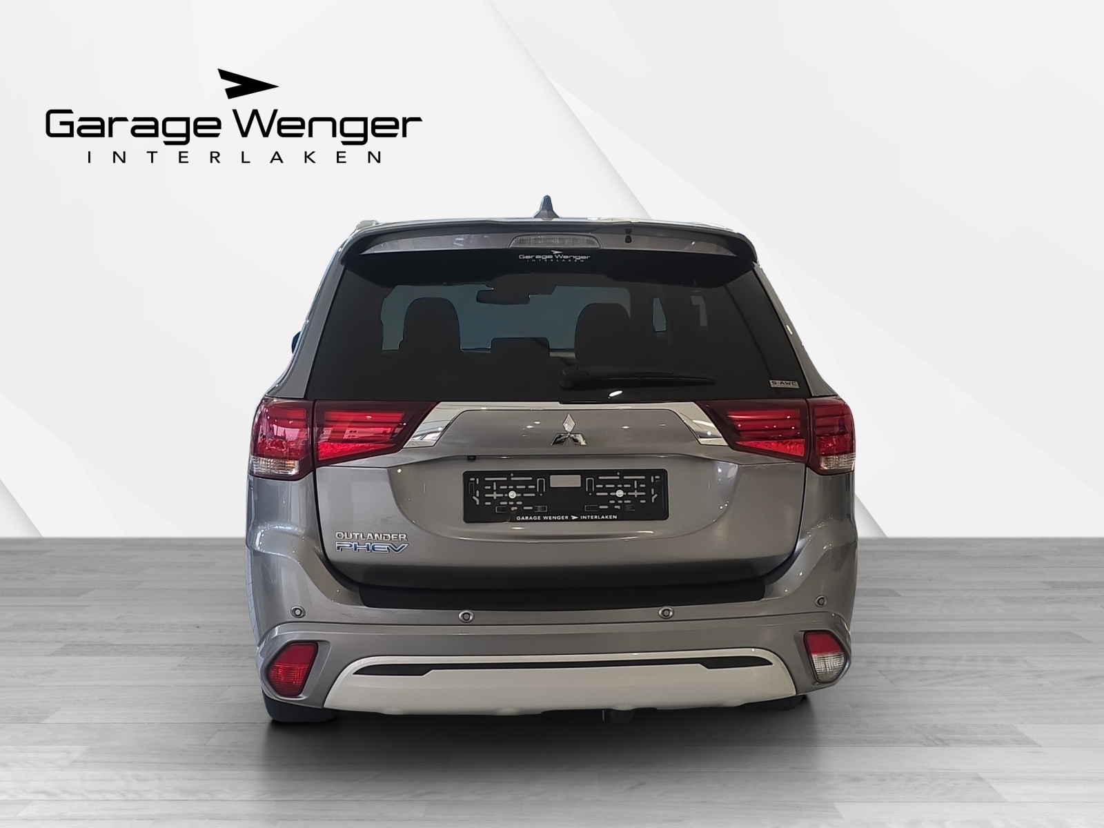 MITSUBISHI Outlander 2.4 PHEV Diamond 4WD Automatic-image-4