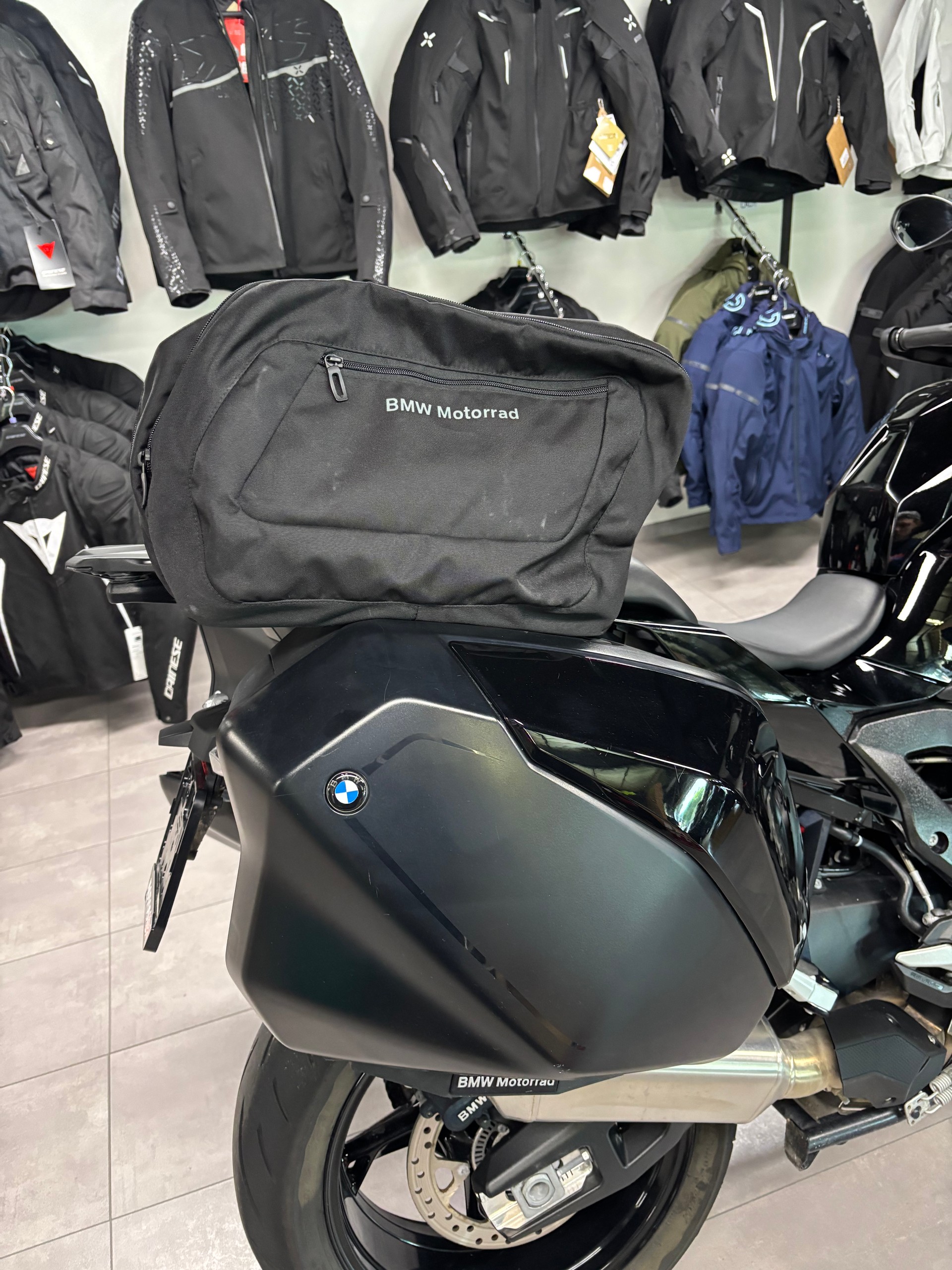 BMW S 1000 XR-image-6