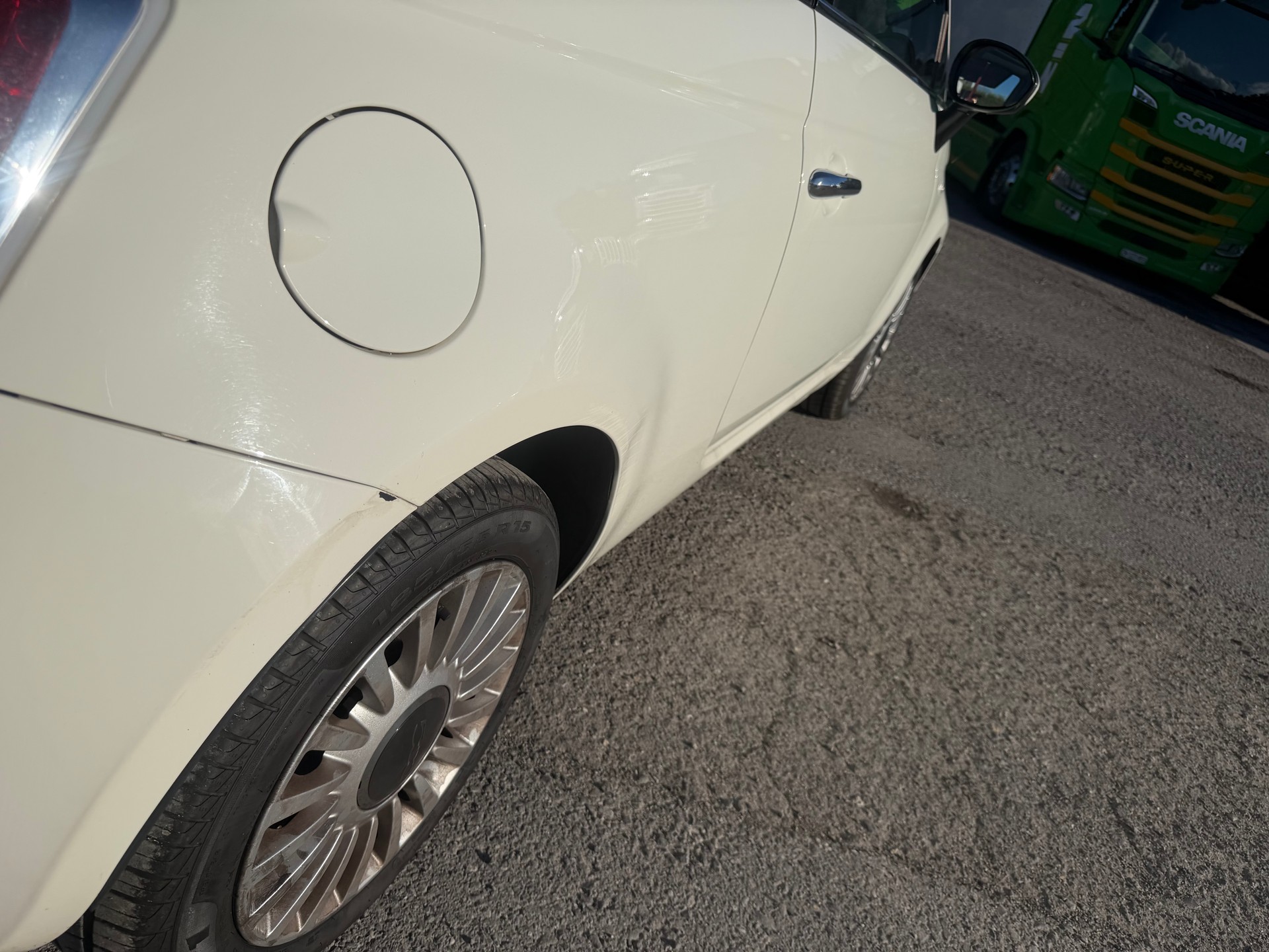 FIAT 500 1.4 16V Lounge-image-11