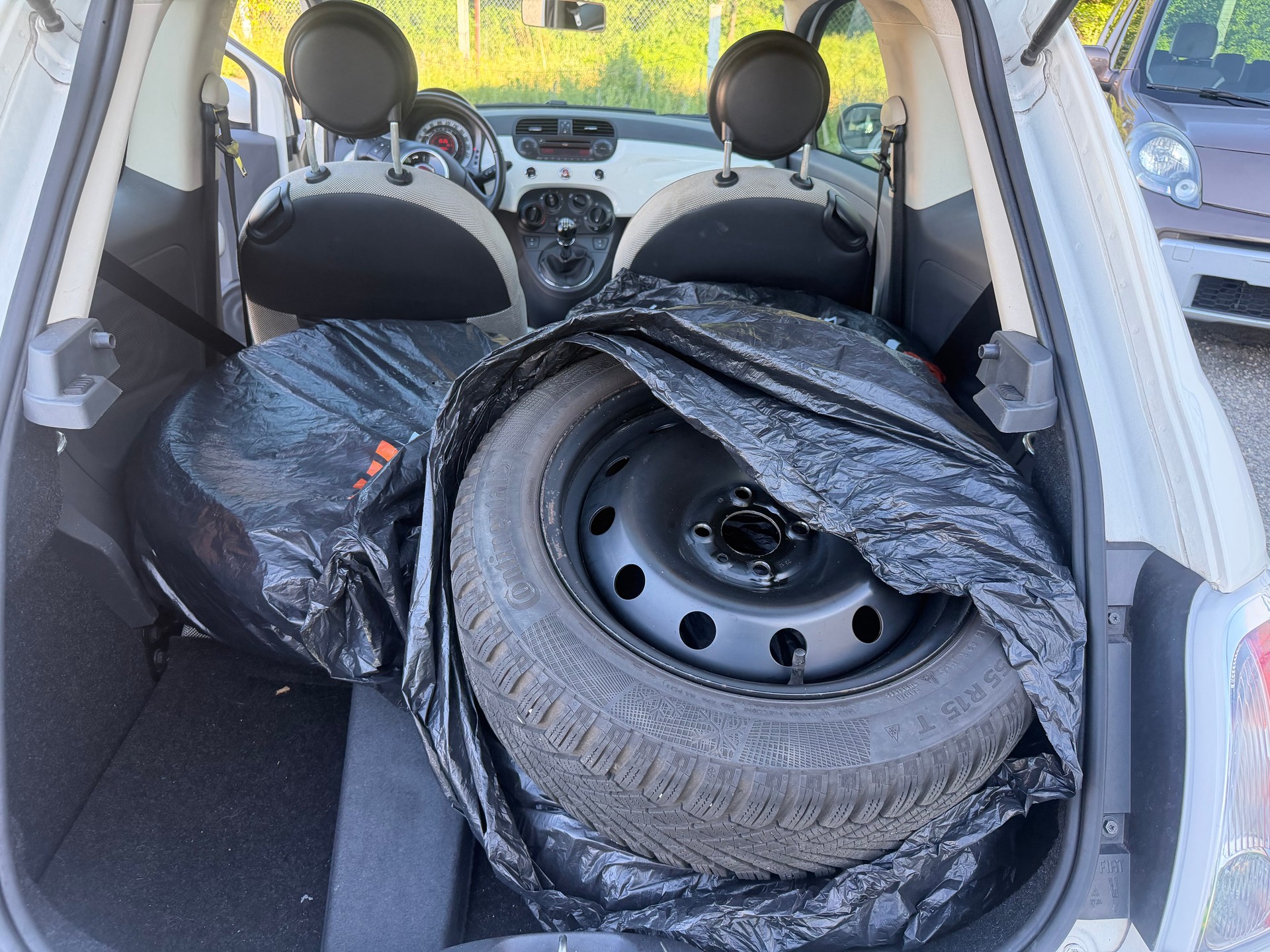 FIAT 500 1.4 16V Lounge-image-8