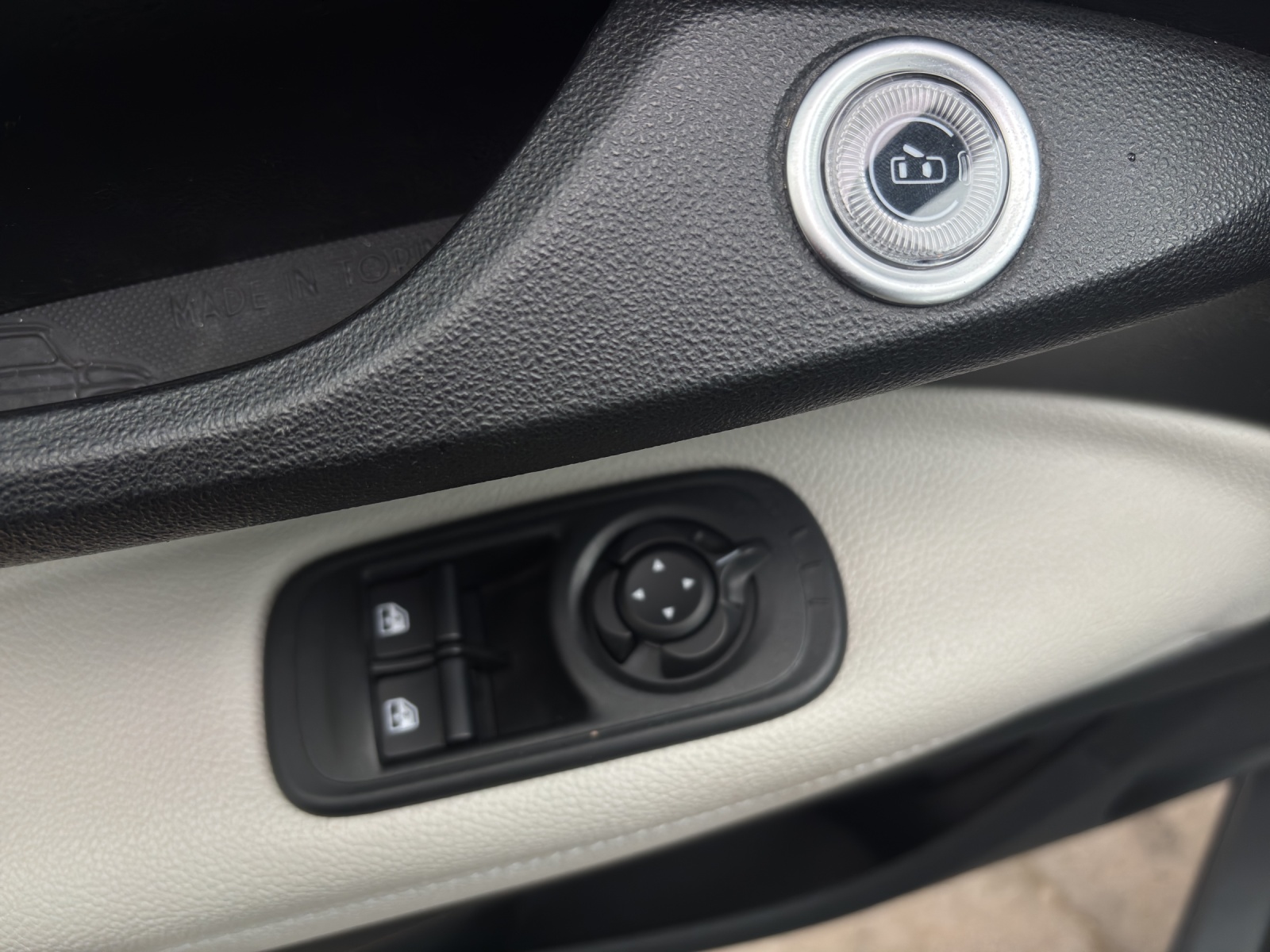 FIAT 500 electric 87 kW La Prima-image-31