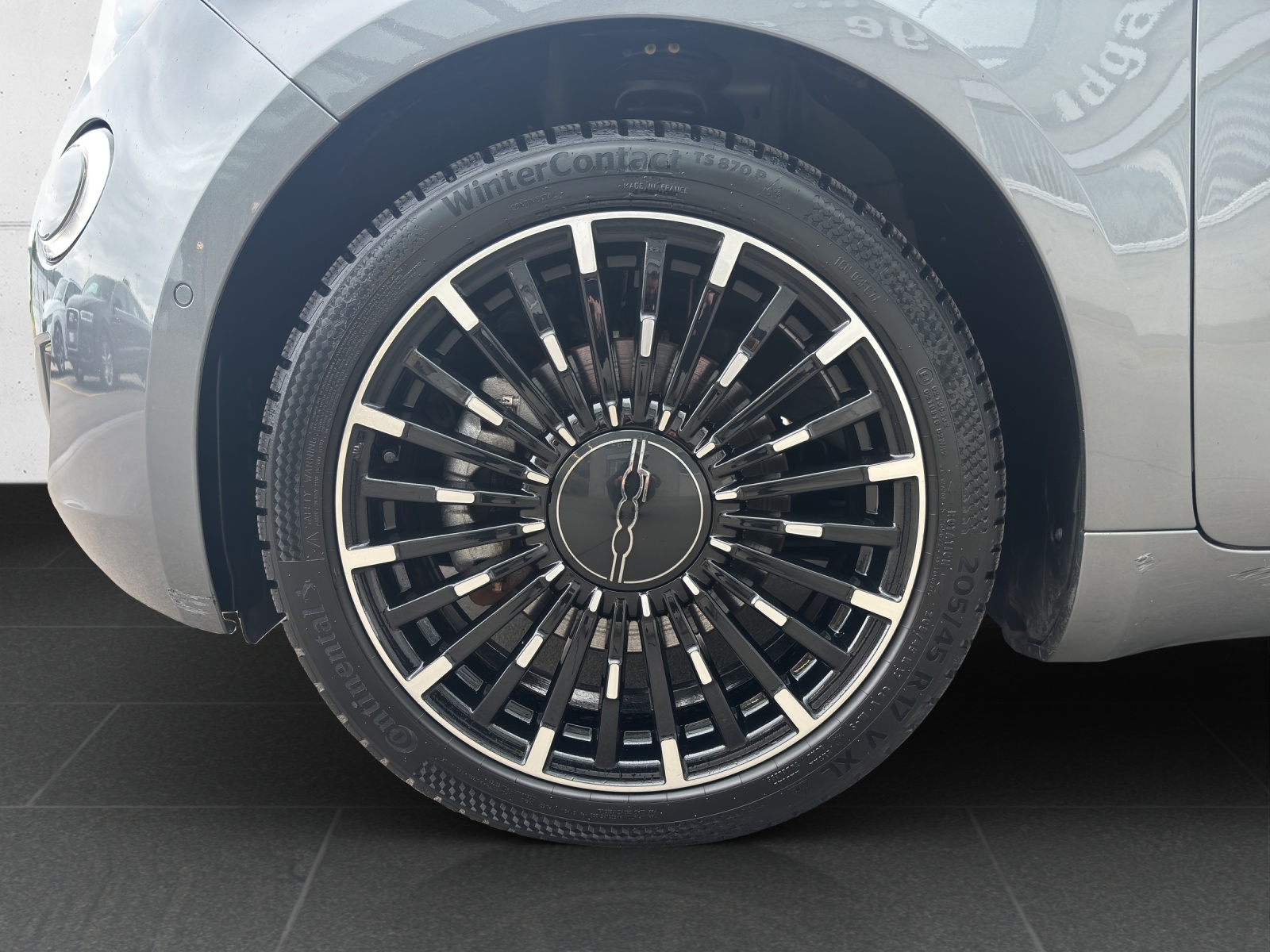 FIAT 500 electric 87 kW La Prima-image-9