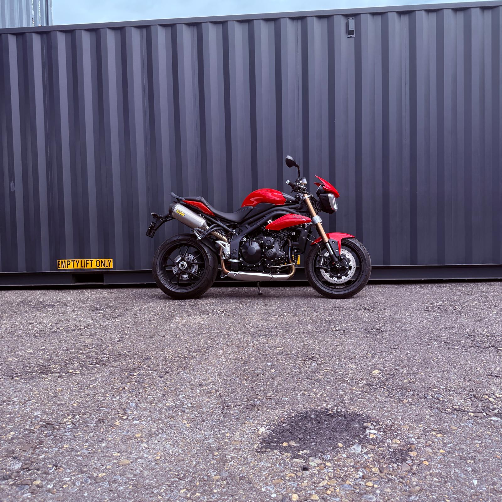 TRIUMPH Speed Triple 1050 ABS