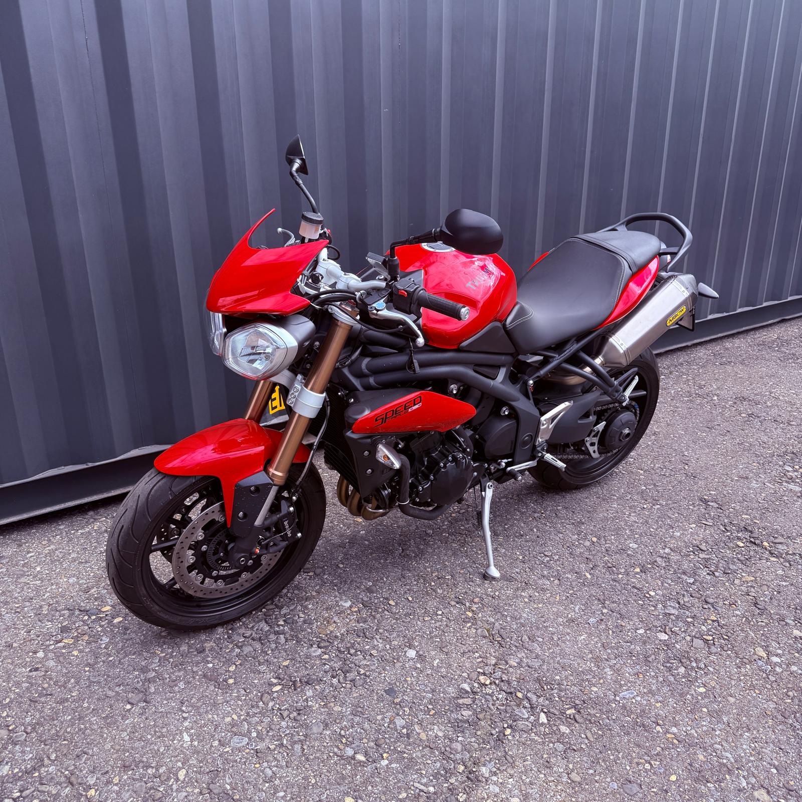 TRIUMPH Speed Triple 1050 ABS-image-7