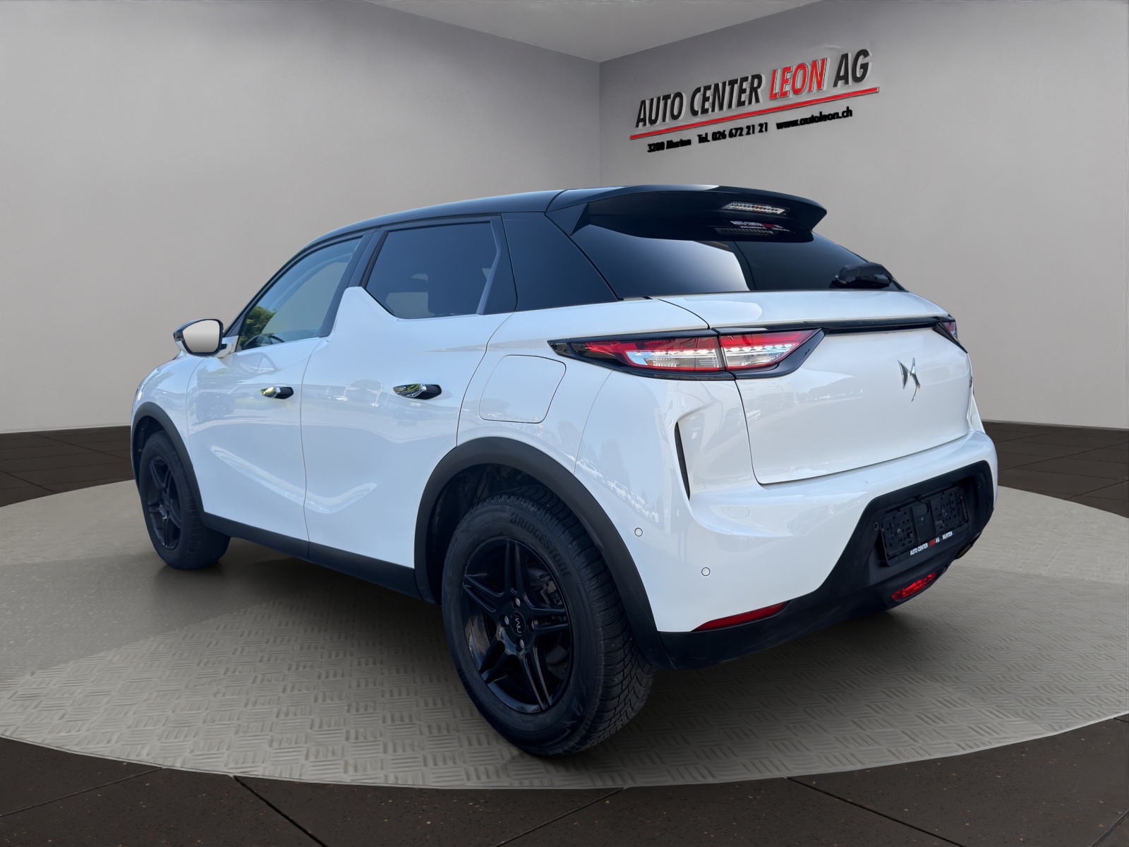DS AUTOMOBILES DS 3 Crossback 1.2 PureTech Bastille-image-3