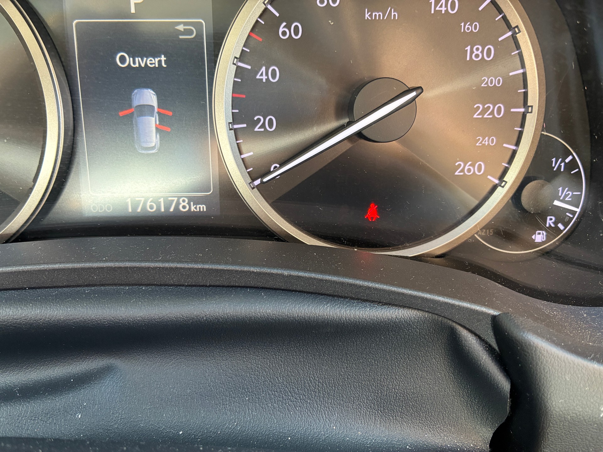 LEXUS 300h confort-image-4
