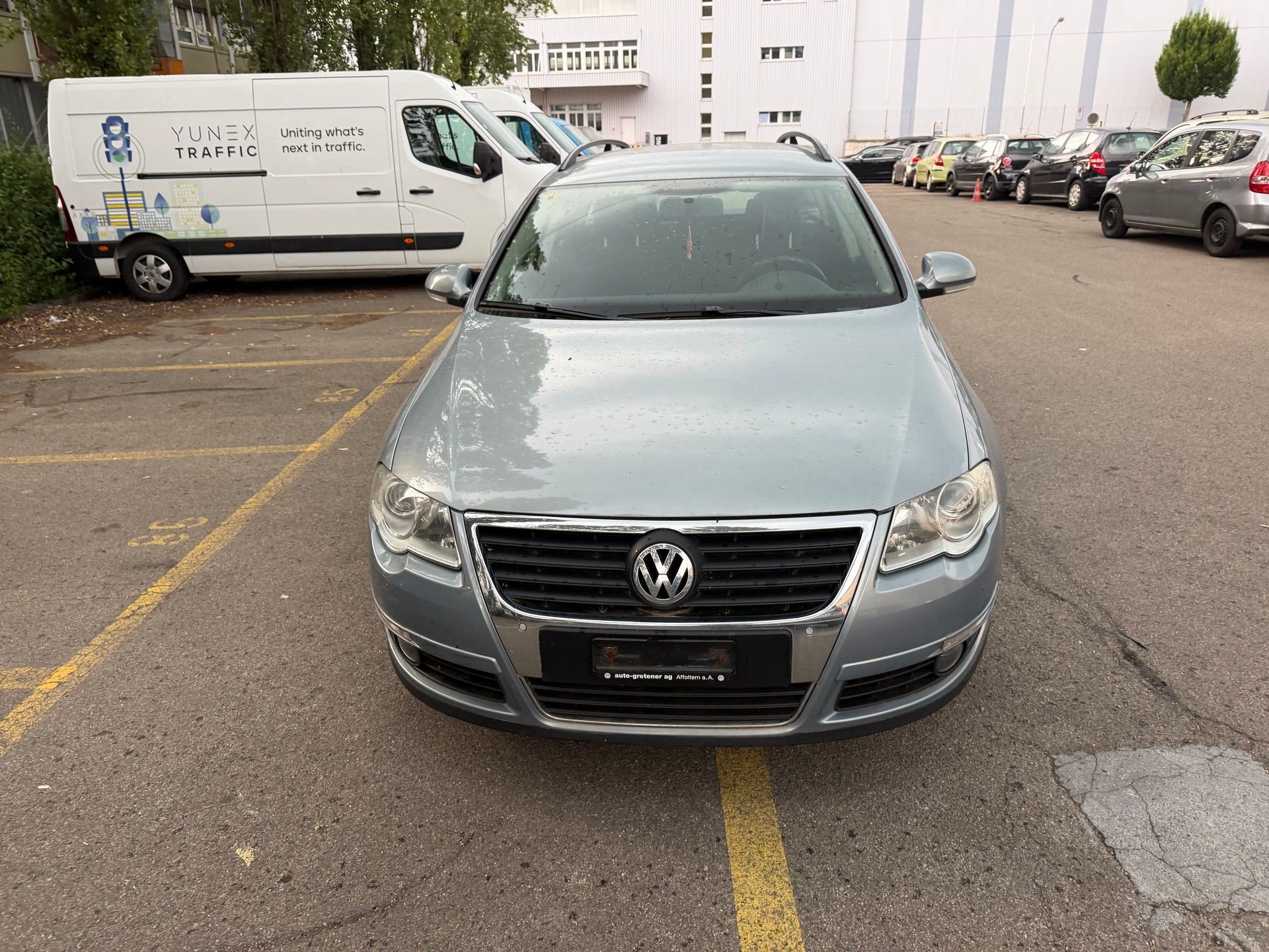 VW Passat Variant 2.0 TDI Advance DSG-image-1