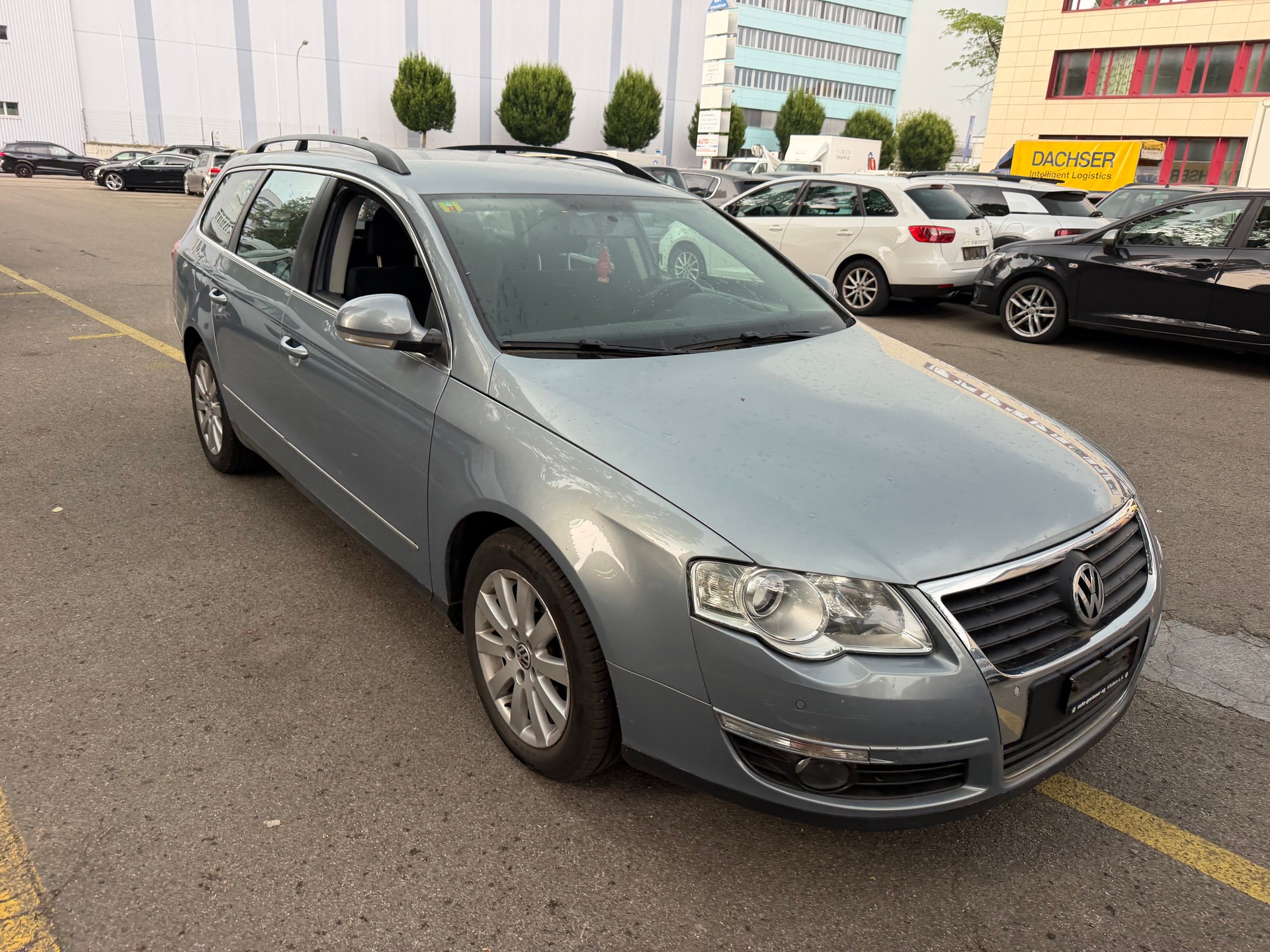 VW Passat Variant 2.0 TDI Advance DSG-image-2