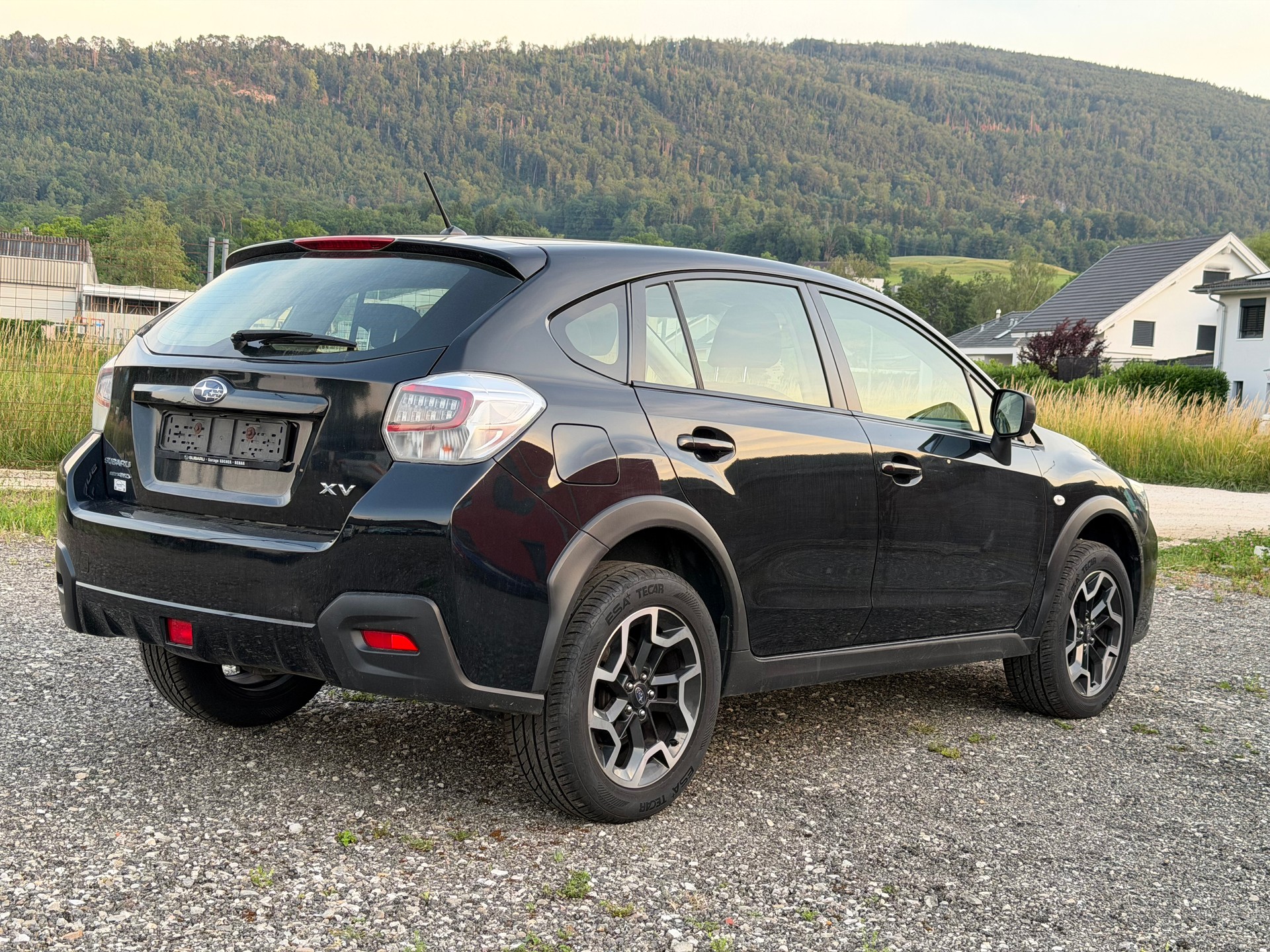 SUBARU XV 1.6 Swiss Two-image-3