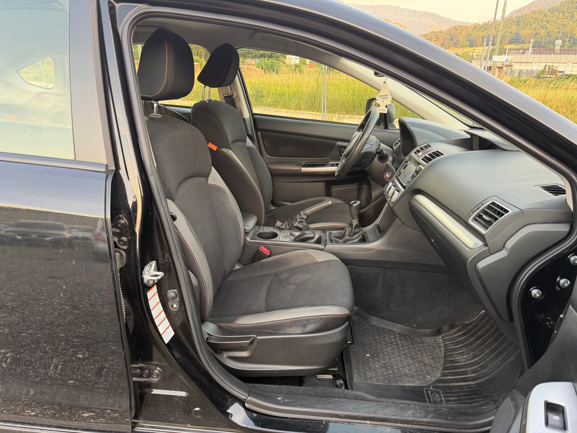 SUBARU XV 1.6 Swiss Two-image-10