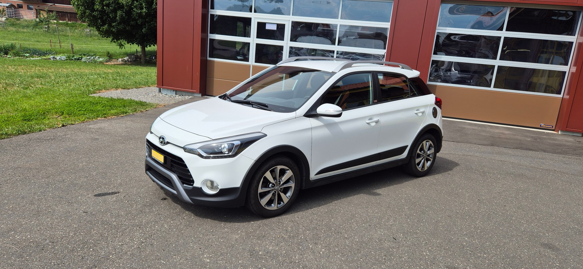 HYUNDAI i20 Active 1.0 T-GDi Amplia-image-2