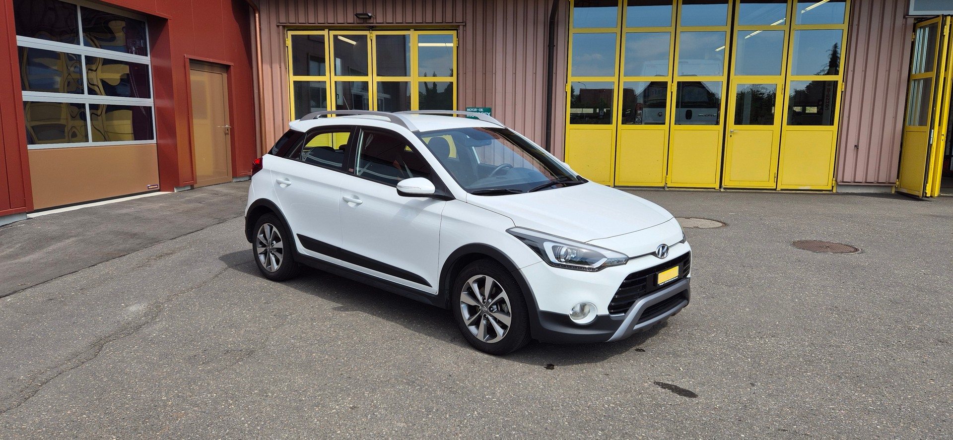 HYUNDAI i20 Active 1.0 T-GDi Amplia-image-0