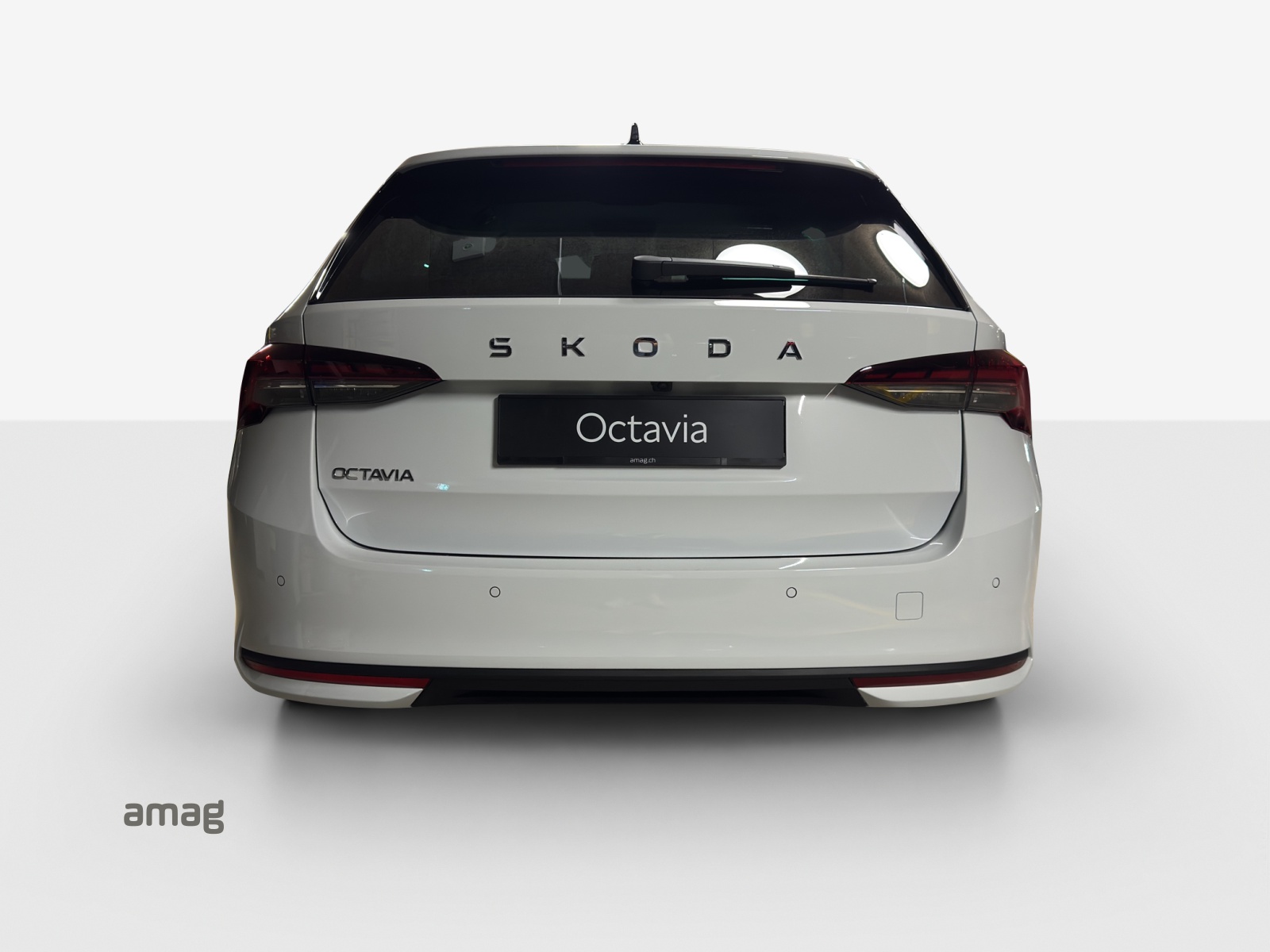 SKODA Octavia Selection 2.0 TDI-image-3