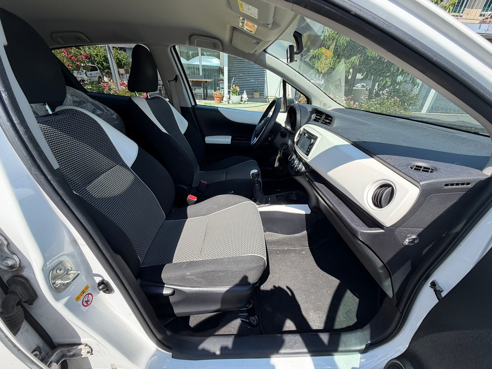 TOYOTA Yaris 1.33 Trend-image-10