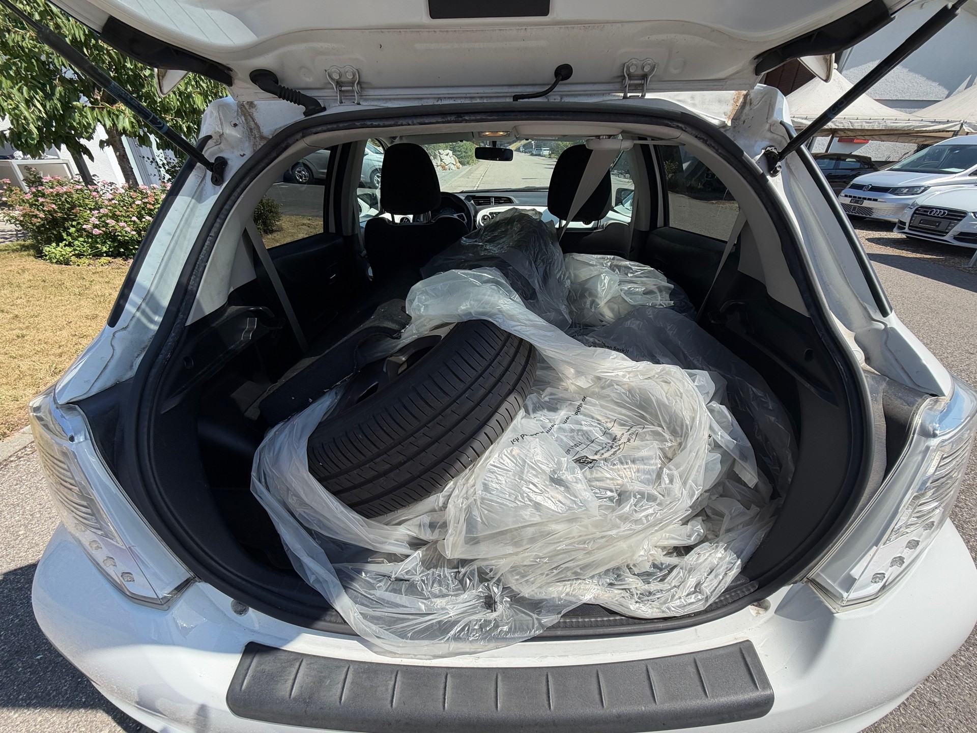 TOYOTA Yaris 1.33 Trend-image-12