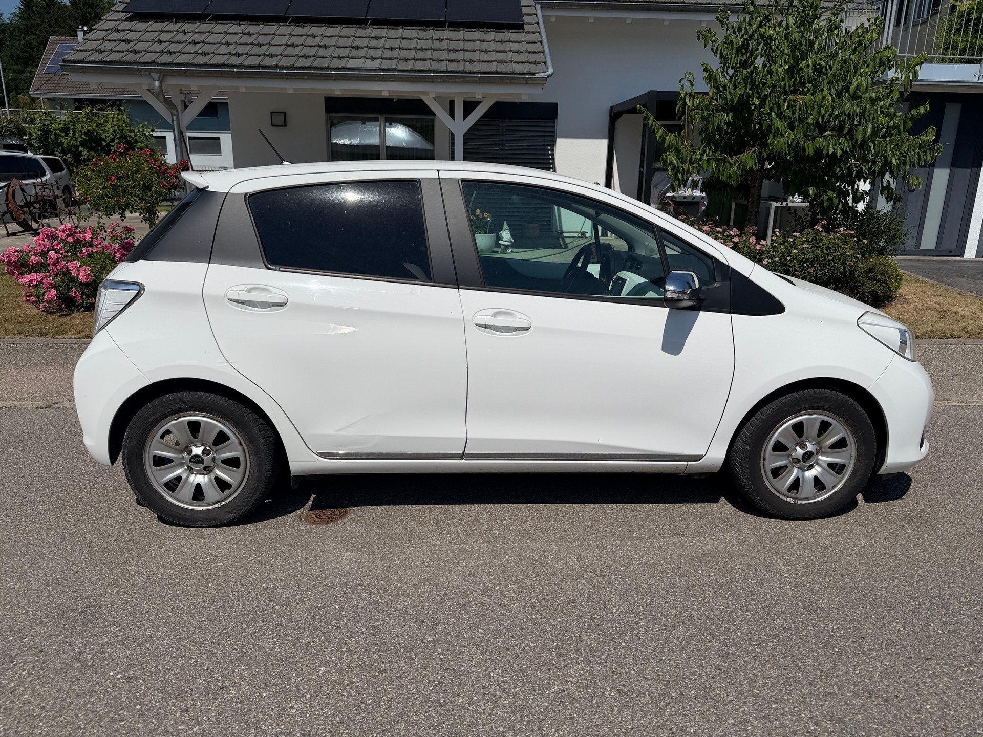 TOYOTA Yaris 1.33 Trend-image-4