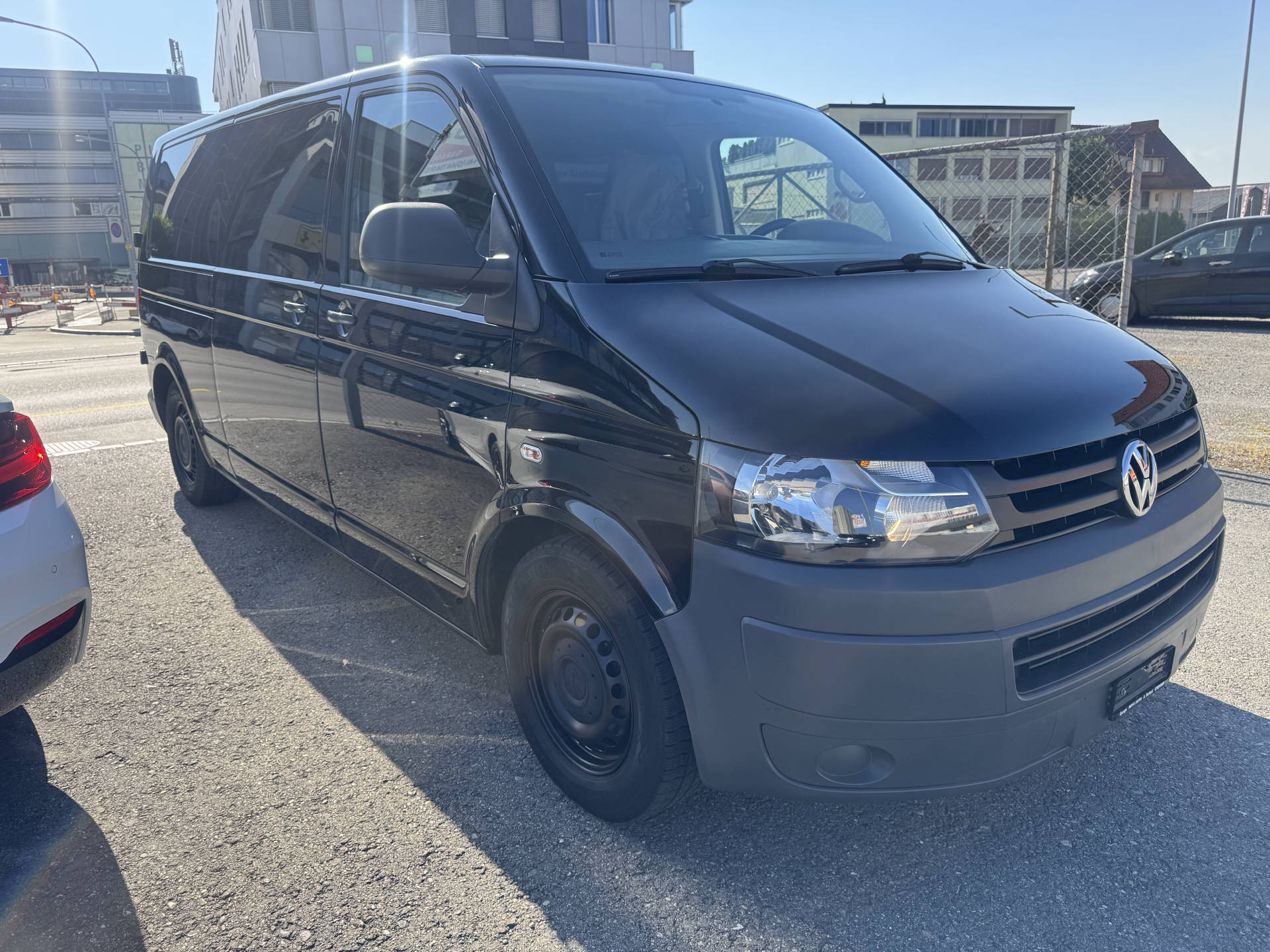 VW T5 Kombi 3400 2.0 TDI 140 Langversion-image-2