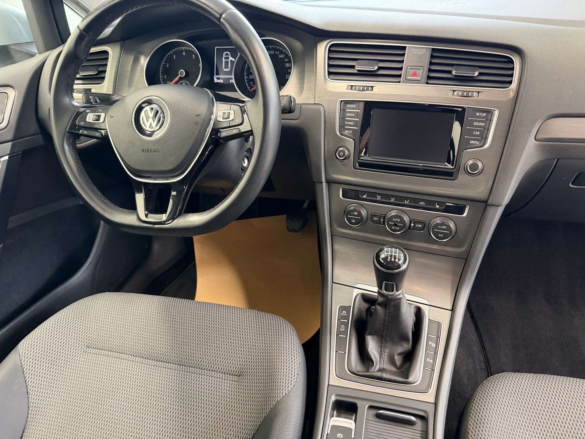 VW Golf 1.4 TSI Comfortline-image-18