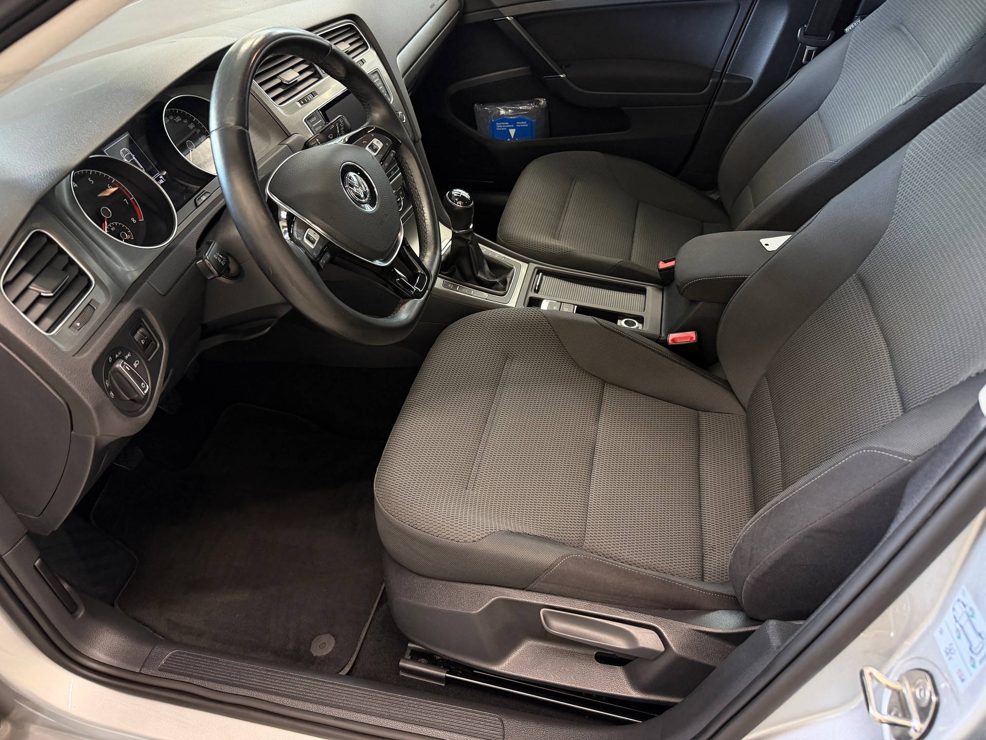 VW Golf 1.4 TSI Comfortline-image-11