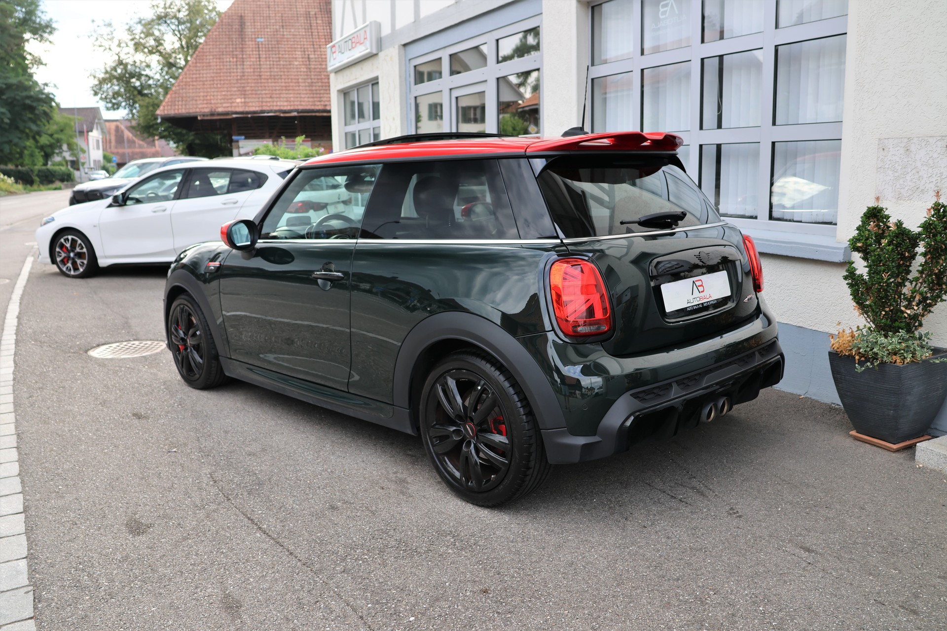 MINI Cooper John Cooper Works Steptronic (CH)-image-6