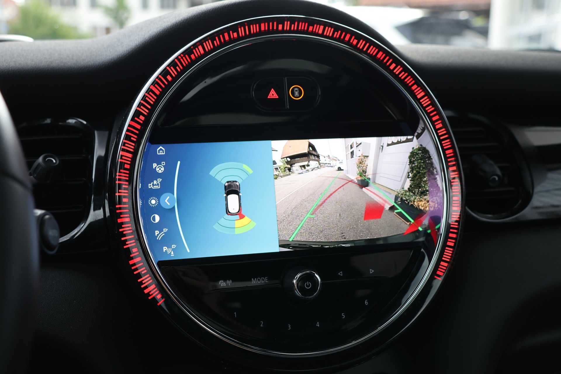 MINI Cooper John Cooper Works Steptronic (CH)-image-21