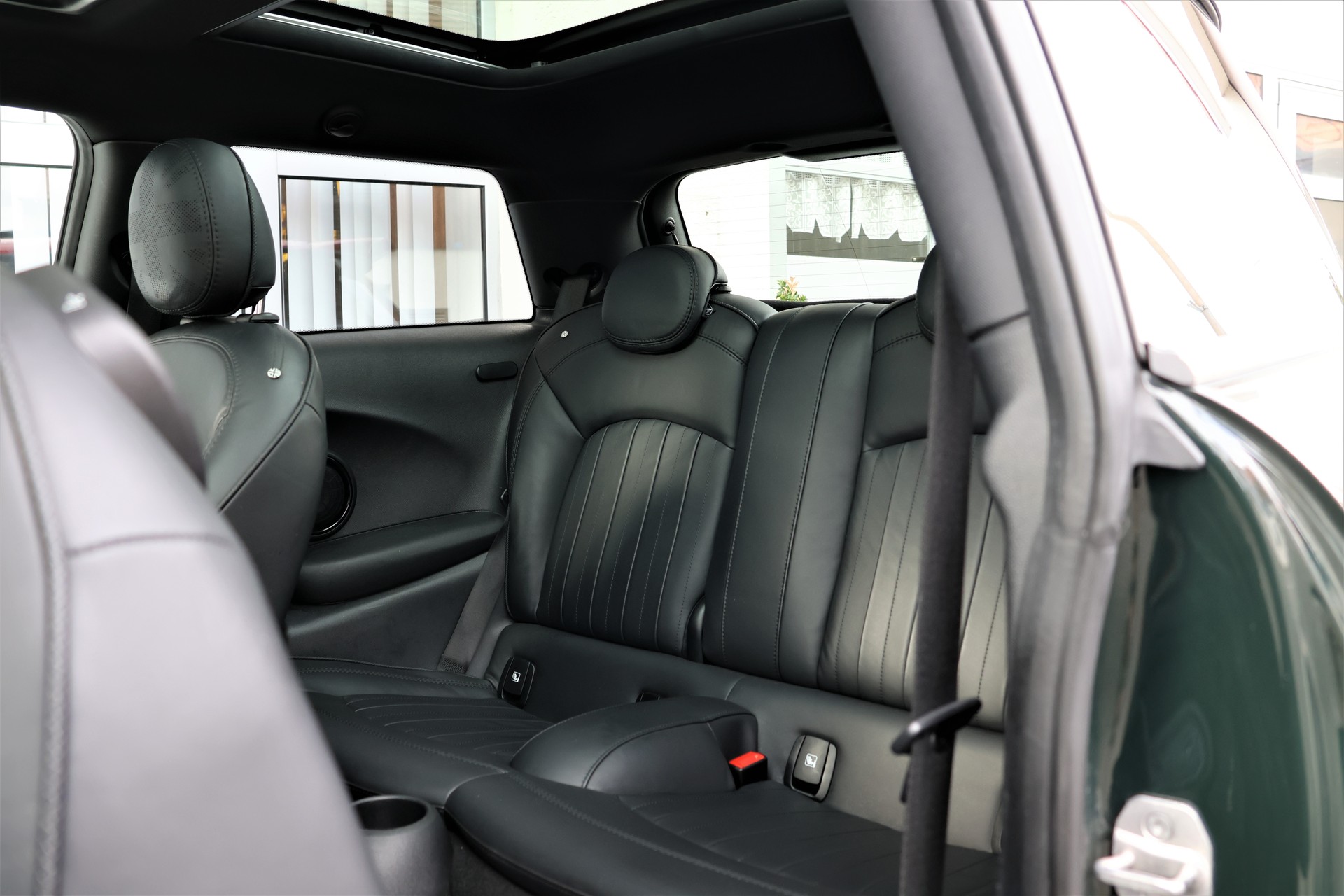 MINI Cooper John Cooper Works Steptronic (CH)-image-12