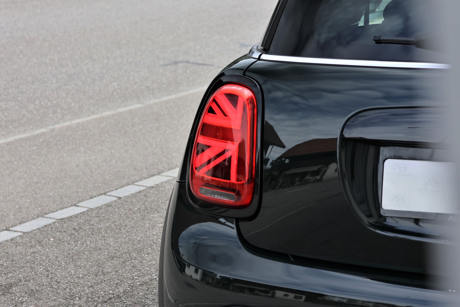 MINI Cooper John Cooper Works Steptronic (CH)-image-5