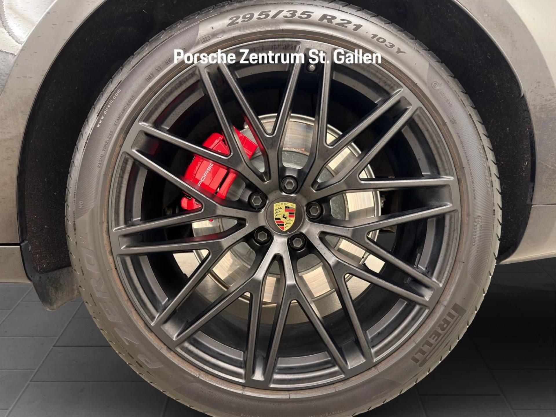 PORSCHE Macan GTS-image-11