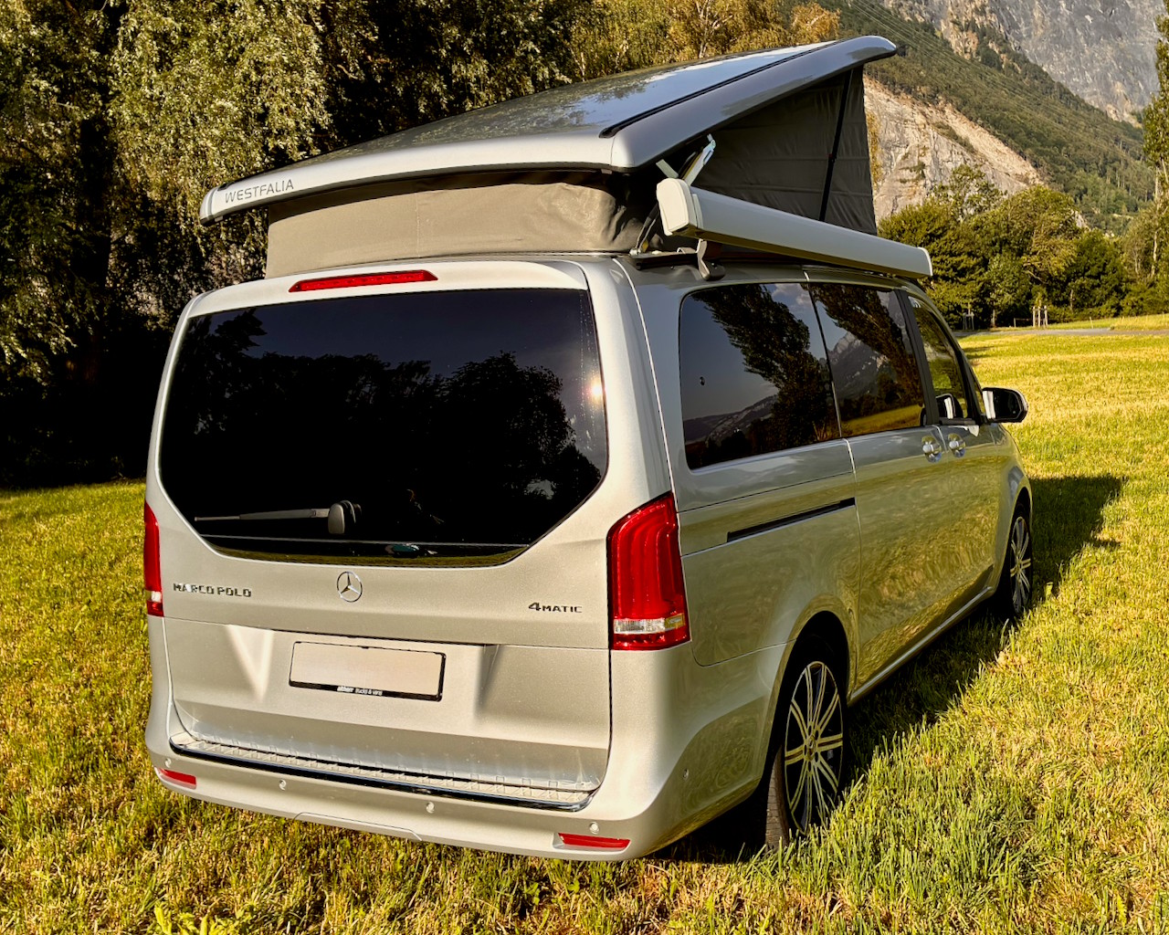 MERCEDES-BENZ 250 d 4Matic-image-8