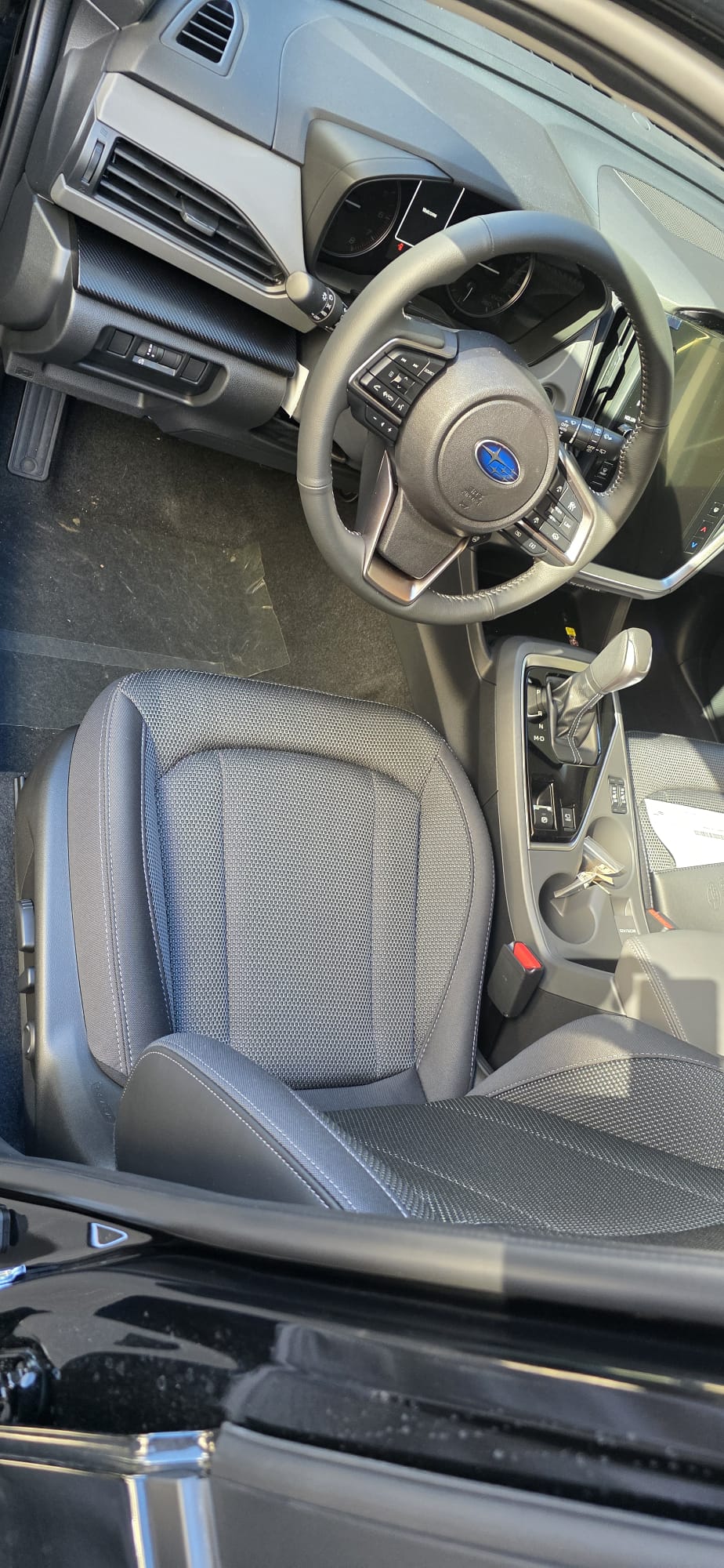 SUBARU Crosstrek 2.0 e-Boxer Swiss Plus AWD Lineartronic-image-4