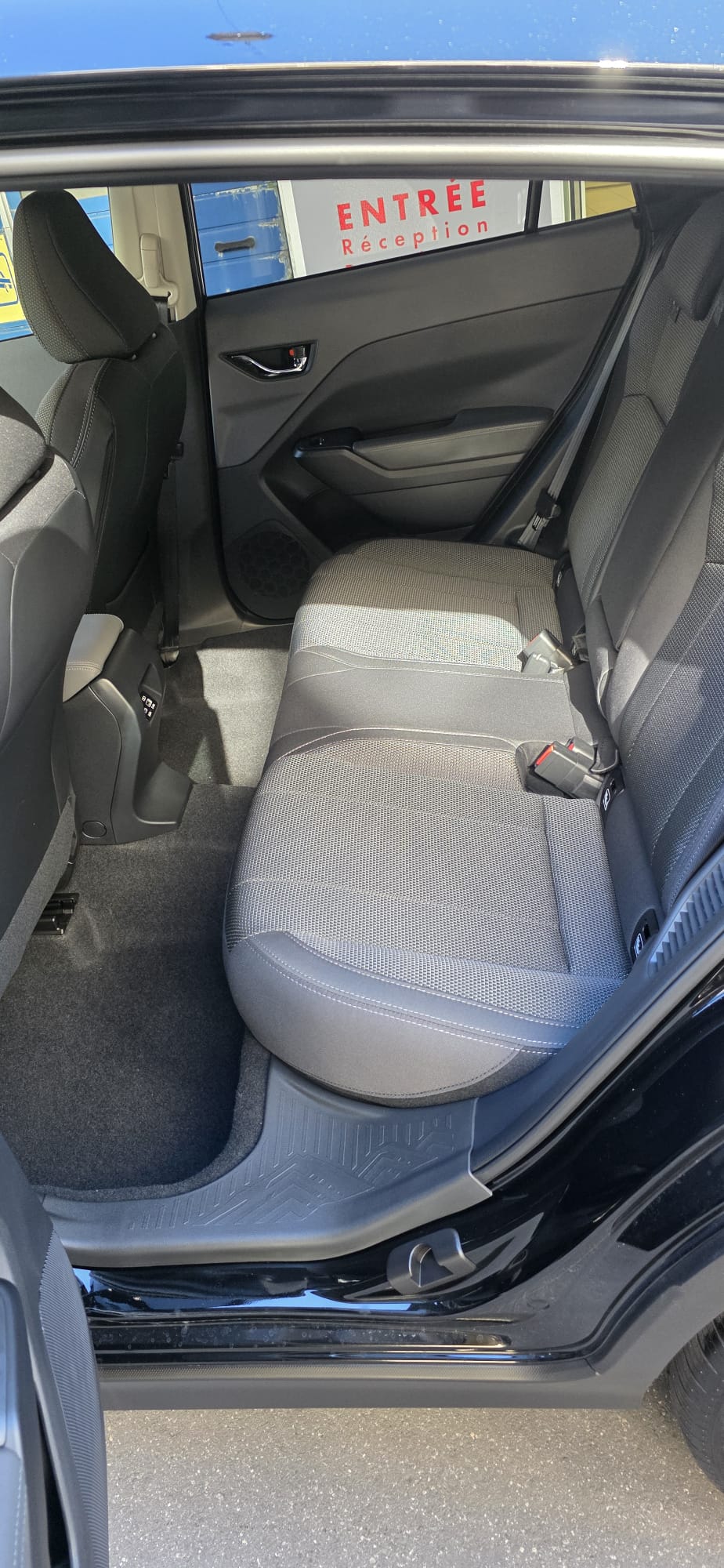 SUBARU Crosstrek 2.0 e-Boxer Swiss Plus AWD Lineartronic-image-17