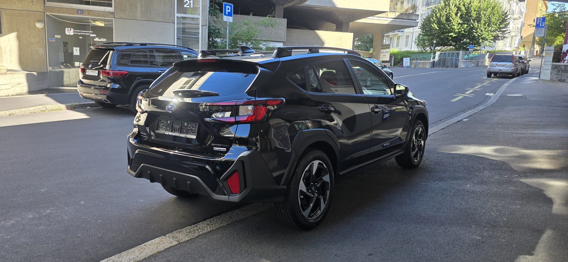 SUBARU Crosstrek 2.0 e-Boxer Swiss Plus AWD Lineartronic-image-1