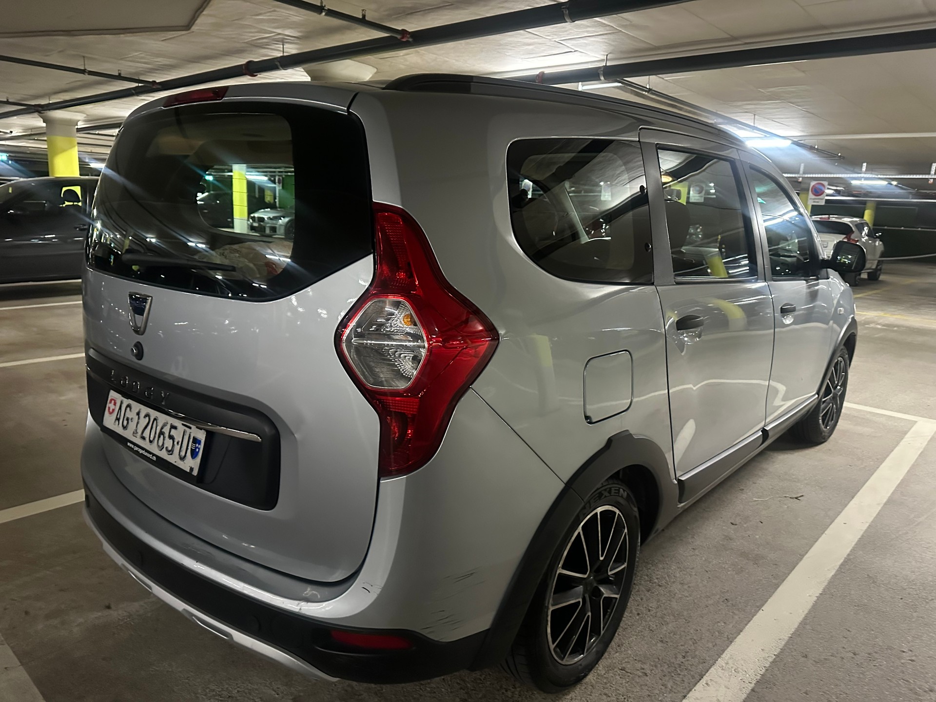 DACIA Lodgy TCE 130 Stepway 7PL-image-5
