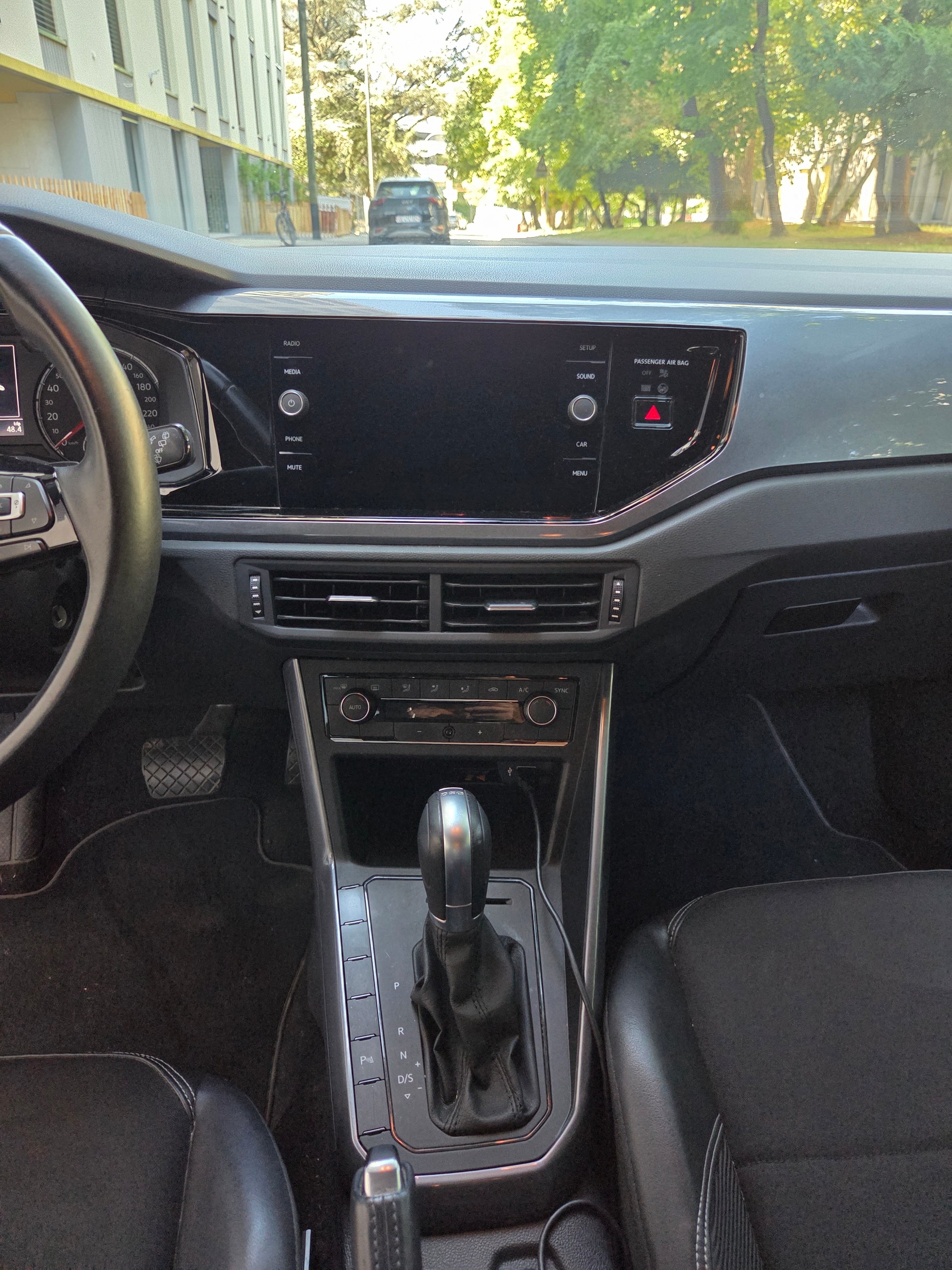 VW 1.0 TSI Comfortline DSG-image-4