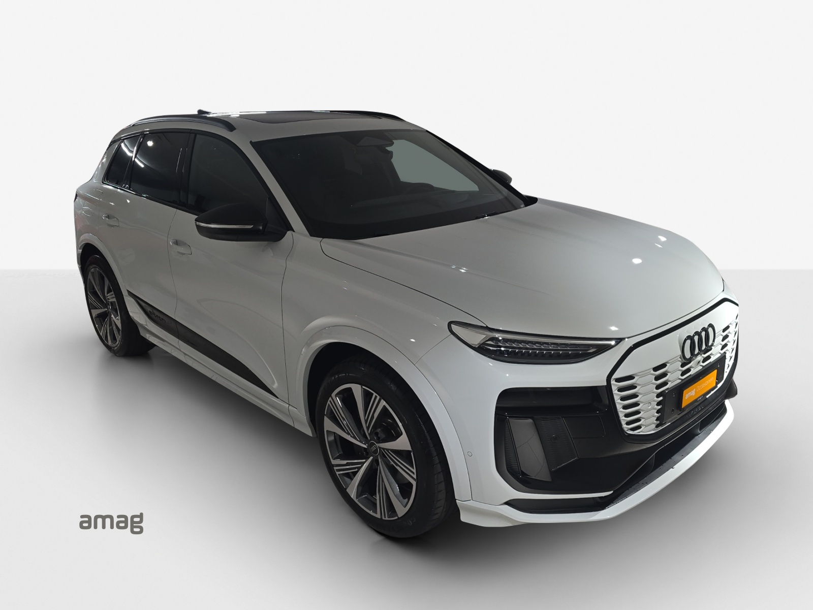 AUDI SQ6 e-tron quattro-image-13