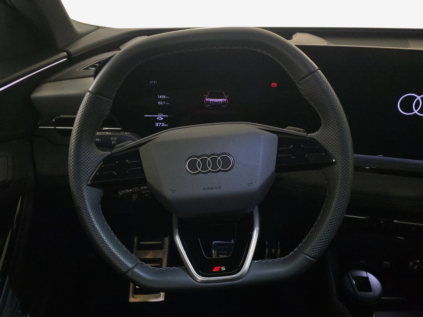 AUDI SQ6 e-tron quattro-image-9