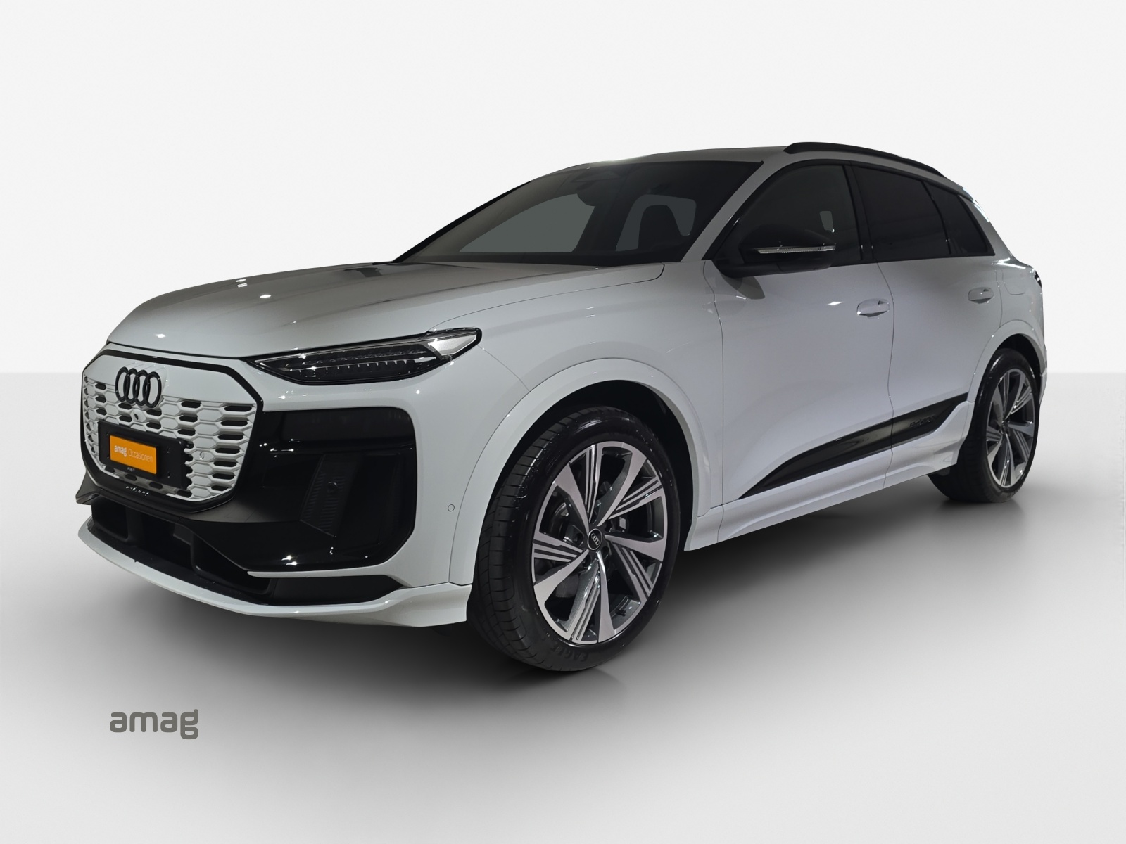 AUDI SQ6 e-tron quattro-image-0