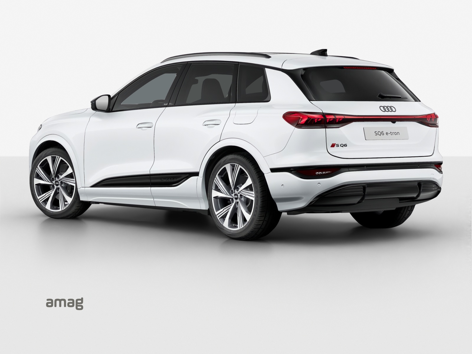 AUDI SQ6 e-tron quattro-image-2