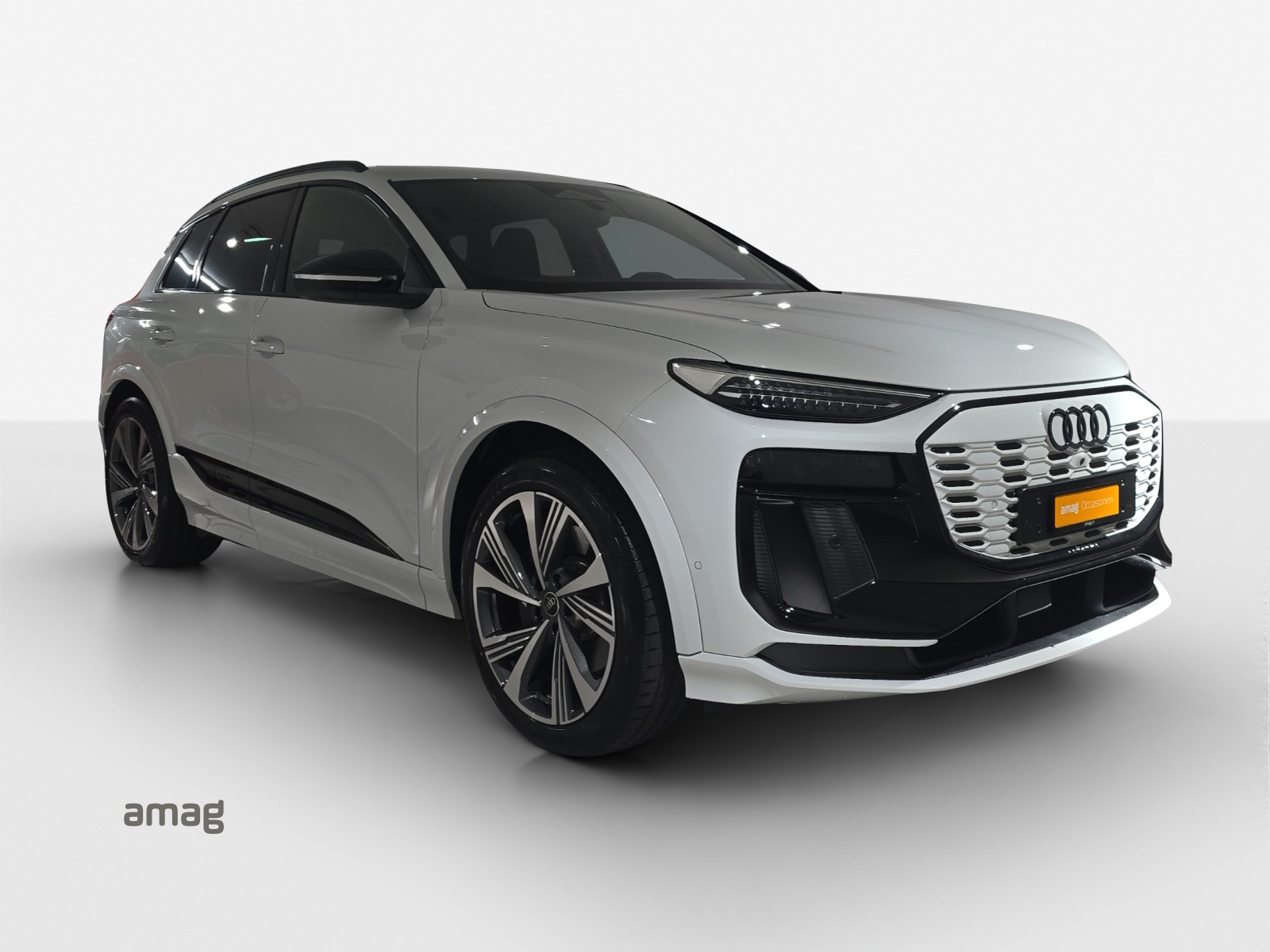 AUDI SQ6 e-tron quattro-image-5