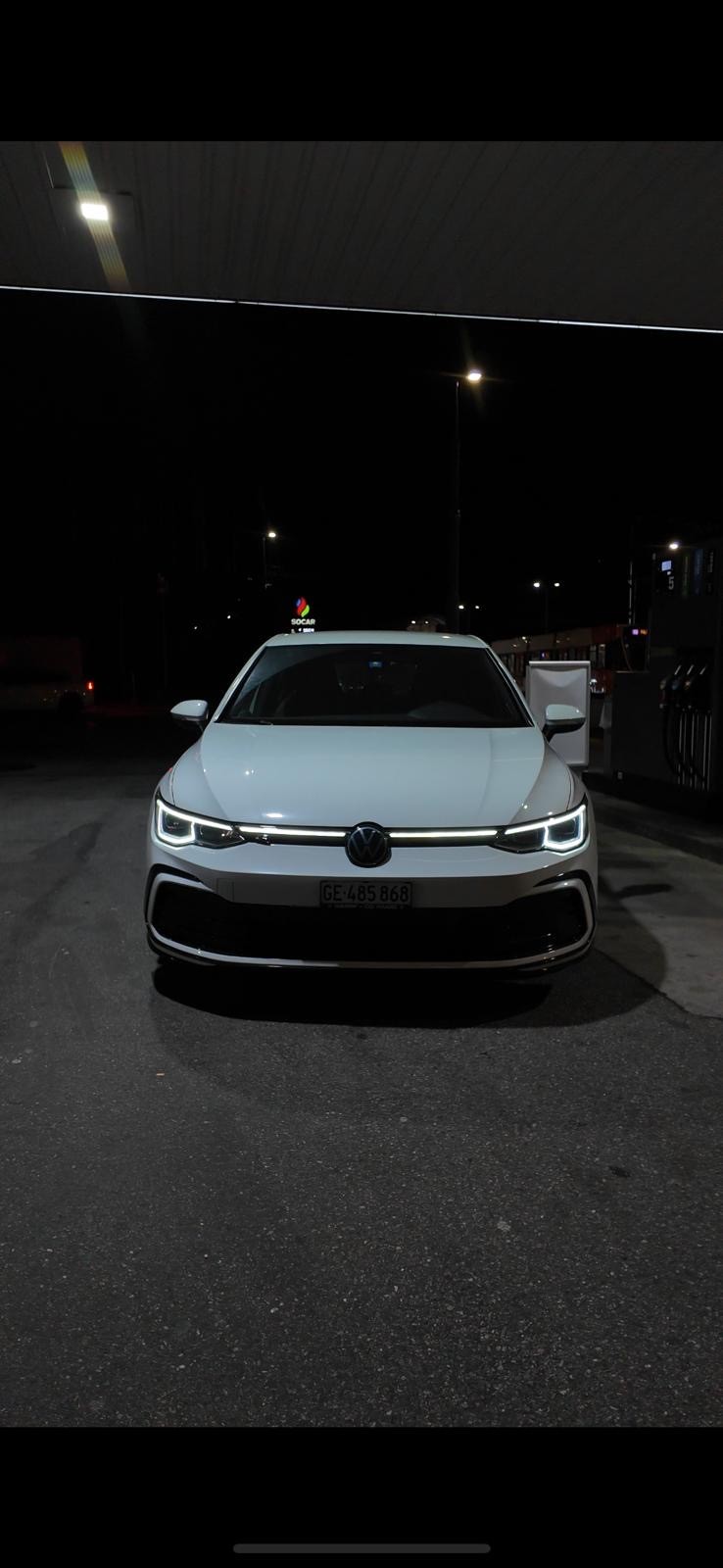 VW Golf 2.0 TDI R-Line DSG-image-3