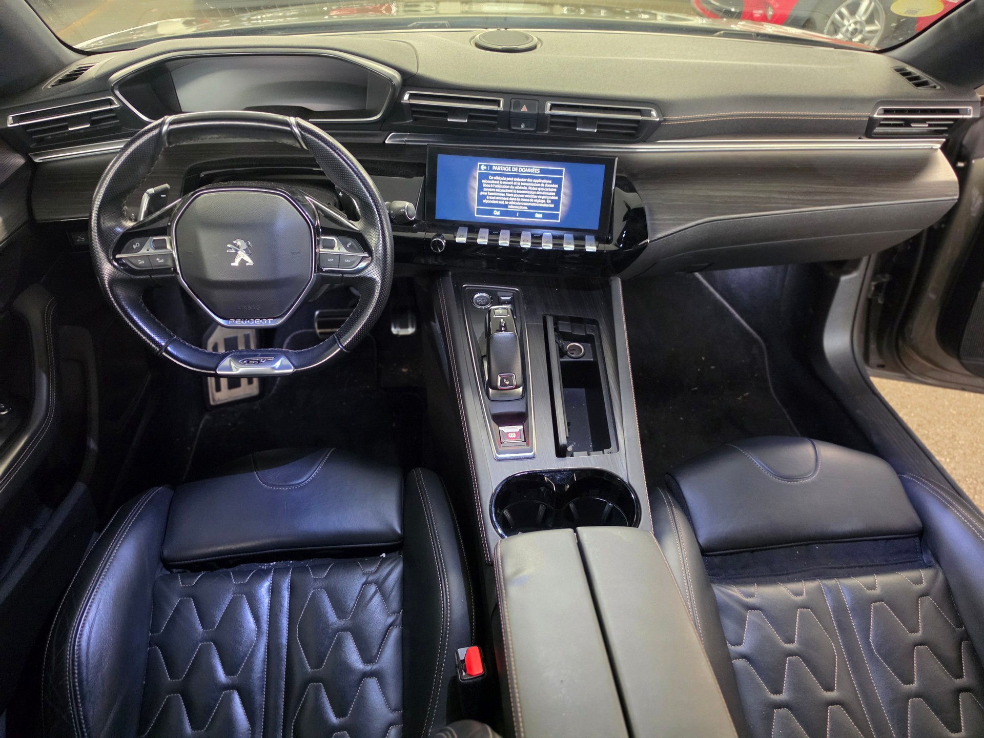 PEUGEOT Break. 2.0 HDI-image-8