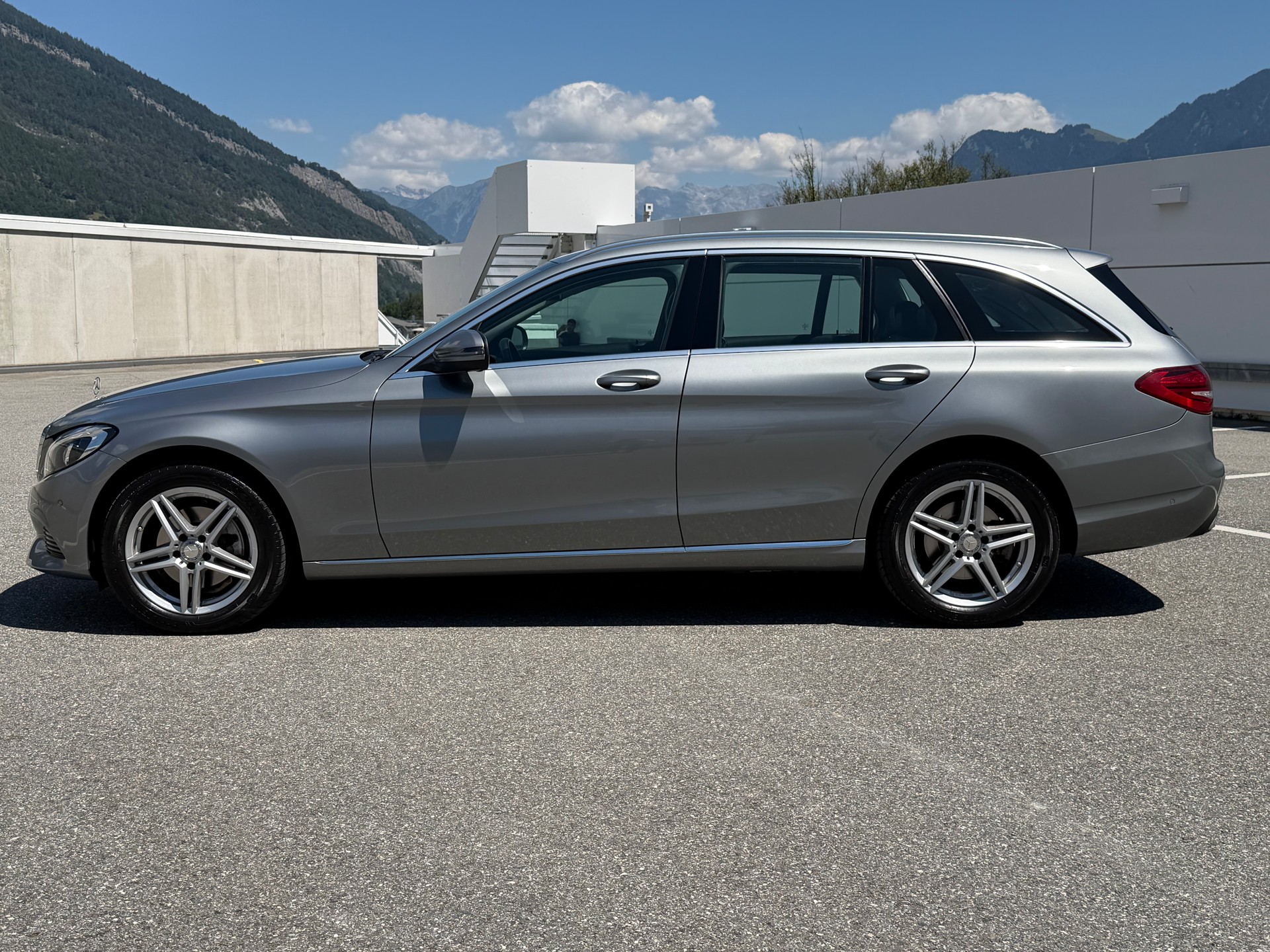 MERCEDES-BENZ C 200 Exclusive 4Matic 7G-Tronic-image-2