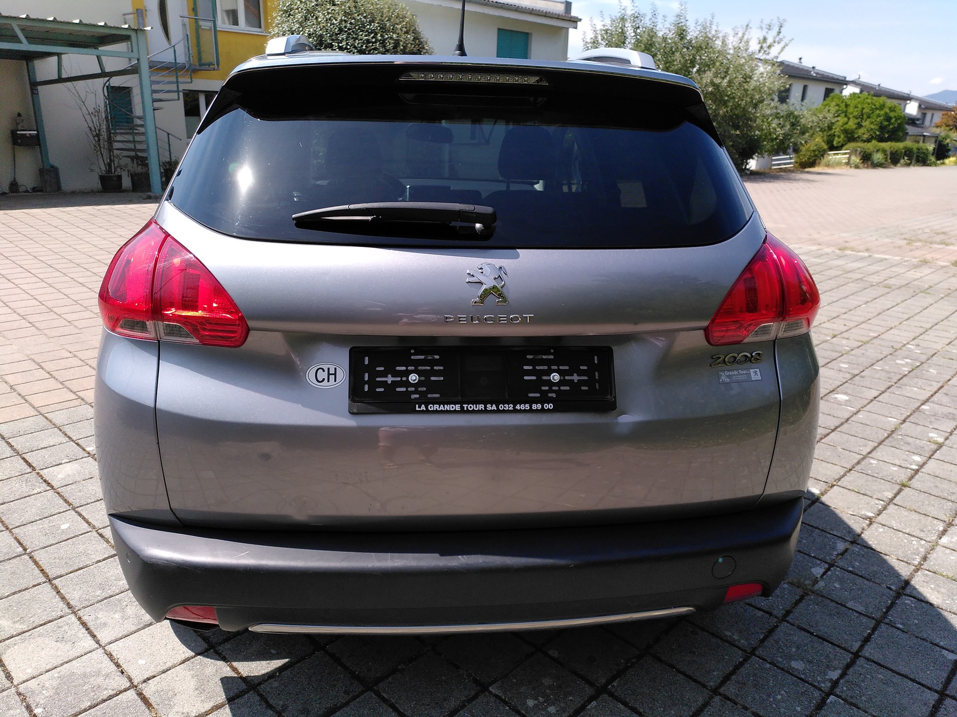 PEUGEOT 1.6 VTi Allure-image-3