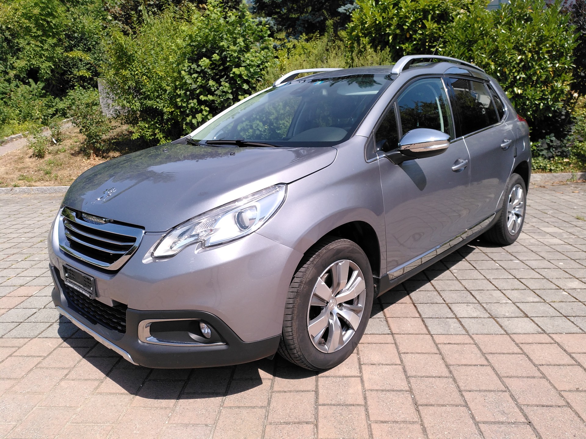 PEUGEOT 1.6 VTi Allure-image-0