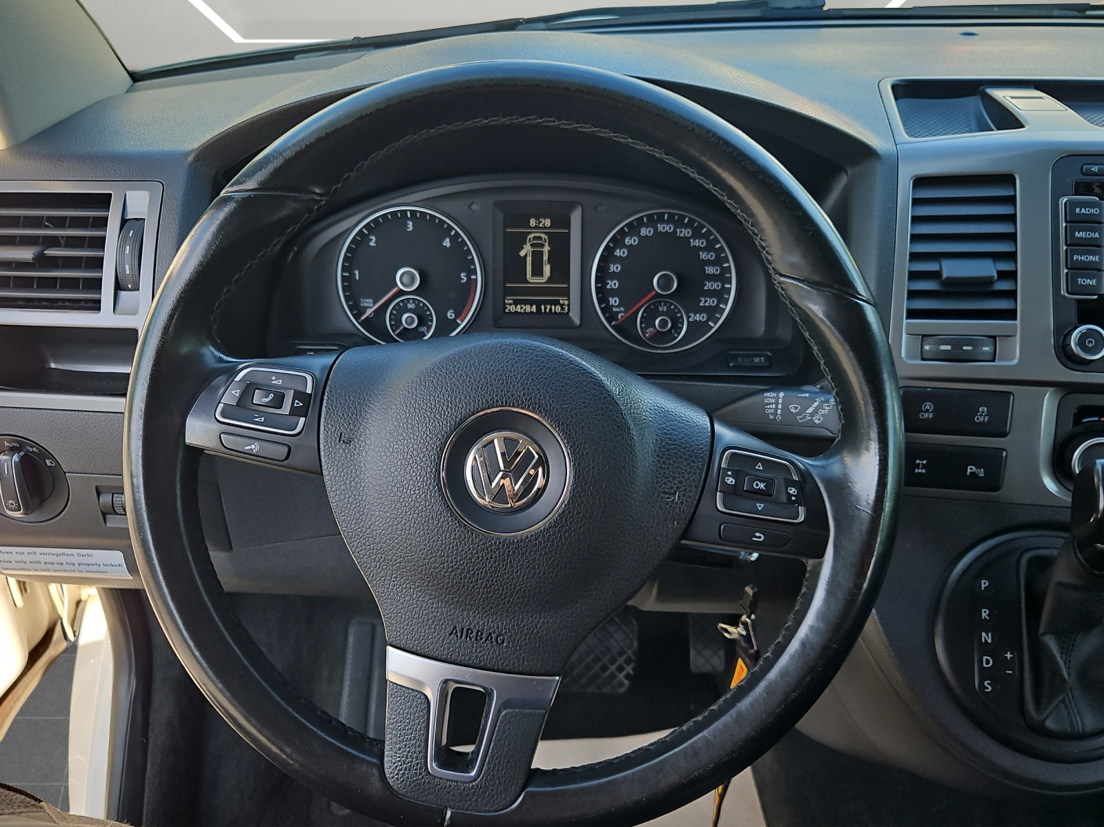 VW T5 California 2.0 Bi-TDI Beach Edition 4Motion DSG-image-9
