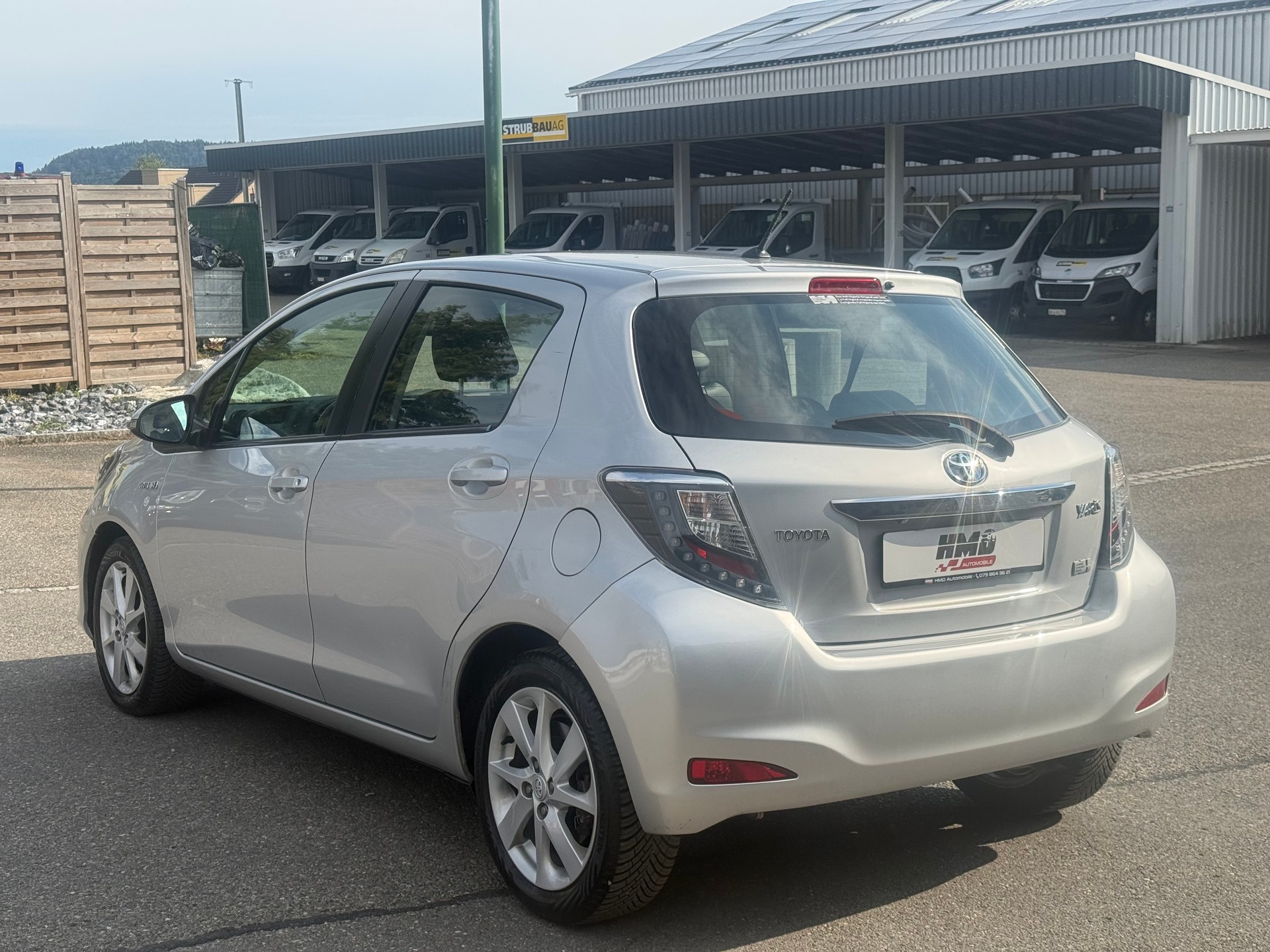 TOYOTA Yaris 1.5 VVT-i Hybrid Sol Premium CVT (MFK, SERVICE)-image-3